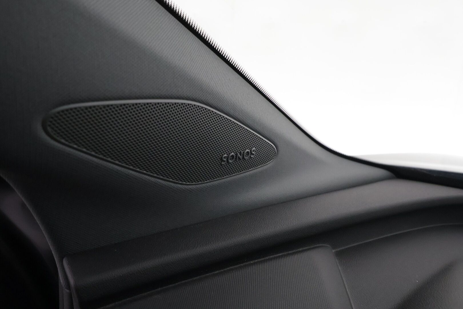 Audi Q4 e-tron 2023 40 e-tron Sportback Limited - | ACC | ILP | SONOS | Sporttipenkit | Ambient light | Keyless | Digimittaristo | P.kamera | Navi | 1-om suomiauto | 2x renkaat aluin | 