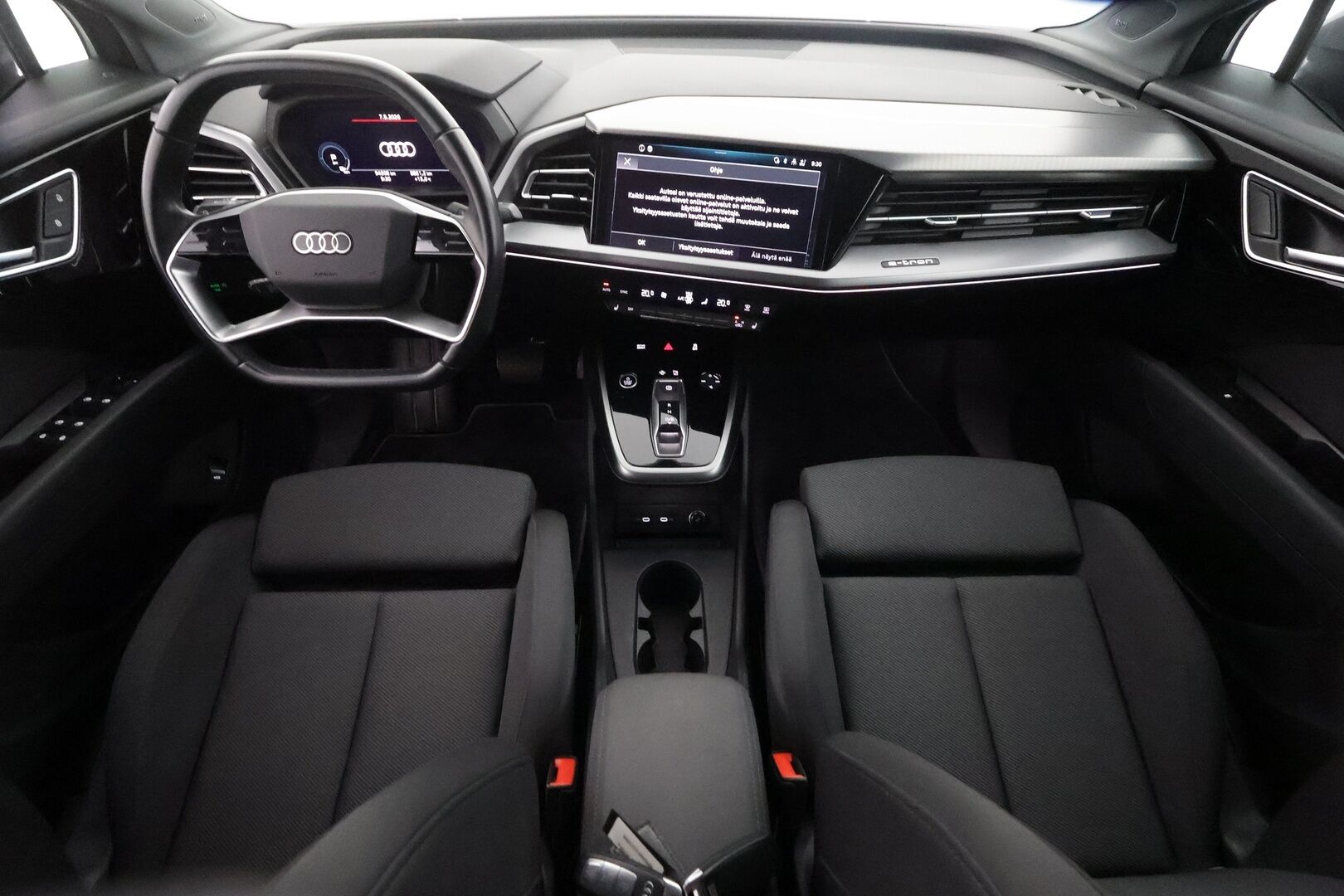 Audi Q4 e-tron 2023 40 e-tron Sportback Limited - | ACC | ILP | SONOS | Sporttipenkit | Ambient light | Keyless | Digimittaristo | P.kamera | Navi | 1-om suomiauto | 2x renkaat aluin | 