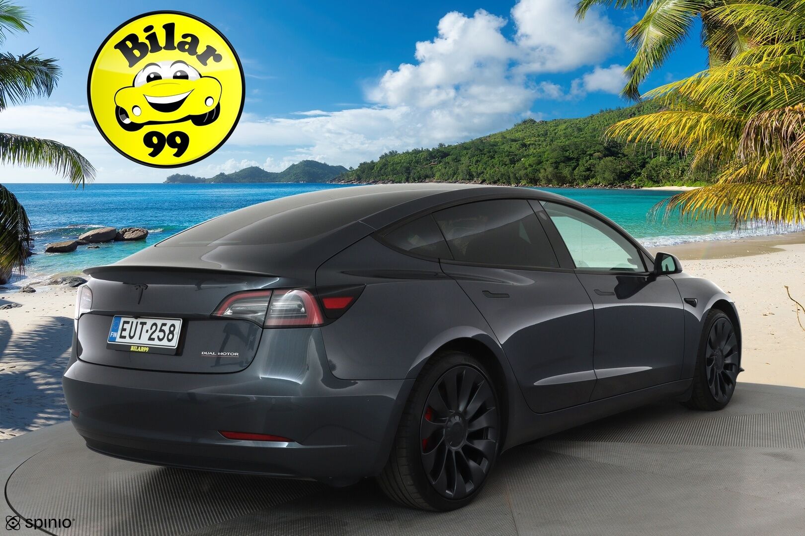 Tesla Model 3 2022 Performance **Lasikatto / Matrix LED / P.kamera / Lämpöpumppu / Mustat nahat** - 3,99 % KORKOTARJOUS TÄHÄN AUTOON 31.8. ASTI! - Kahdet renkaat aluvanteilla / Premium Audio