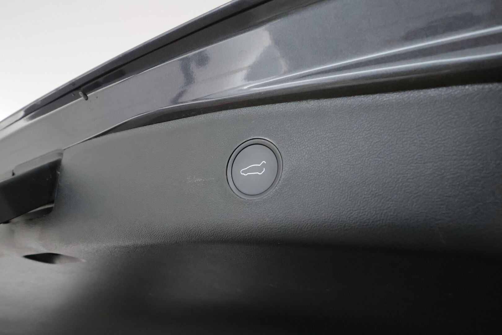 Tesla Model 3 2022 Performance **Lasikatto / Matrix LED / P.kamera / Lämpöpumppu / Mustat nahat** - 3,99 % KORKOTARJOUS TÄHÄN AUTOON 31.8. ASTI! - Kahdet renkaat aluvanteilla / Premium Audio