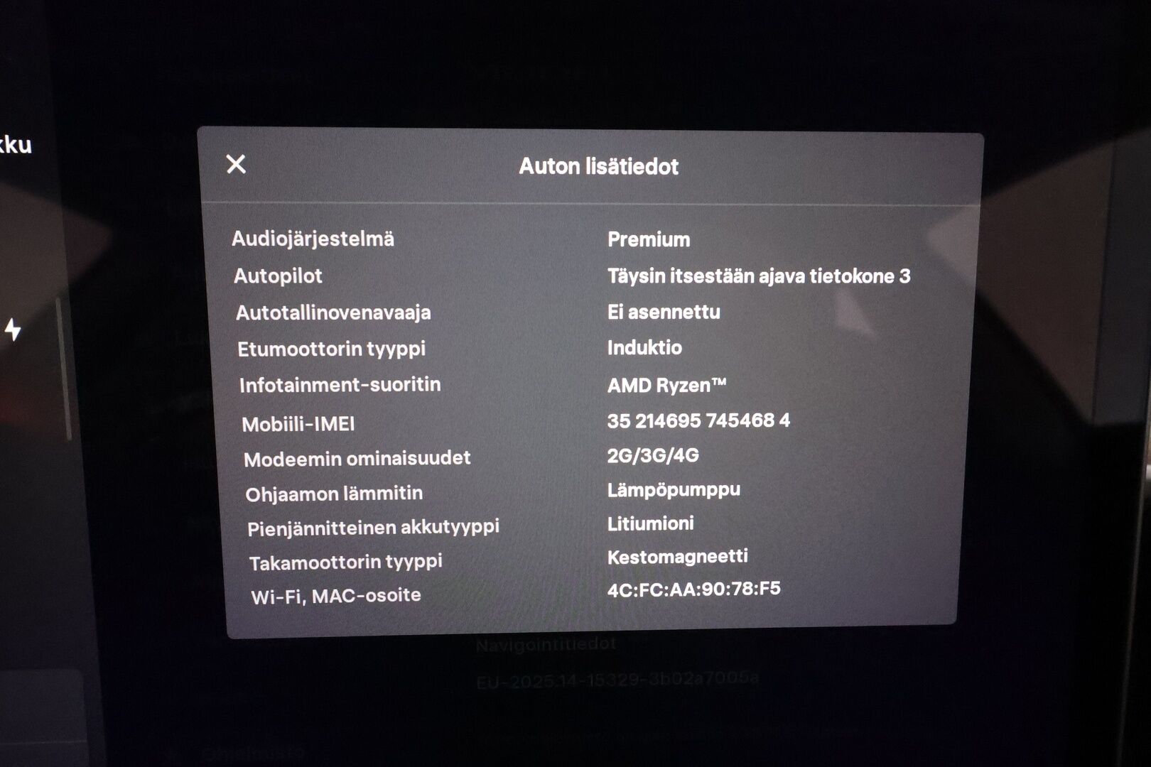 Tesla Model 3 2022 Performance **Lasikatto / Matrix LED / P.kamera / Lämpöpumppu / Mustat nahat** - 3,99 % KORKOTARJOUS TÄHÄN AUTOON 31.8. ASTI! - Kahdet renkaat aluvanteilla / Premium Audio