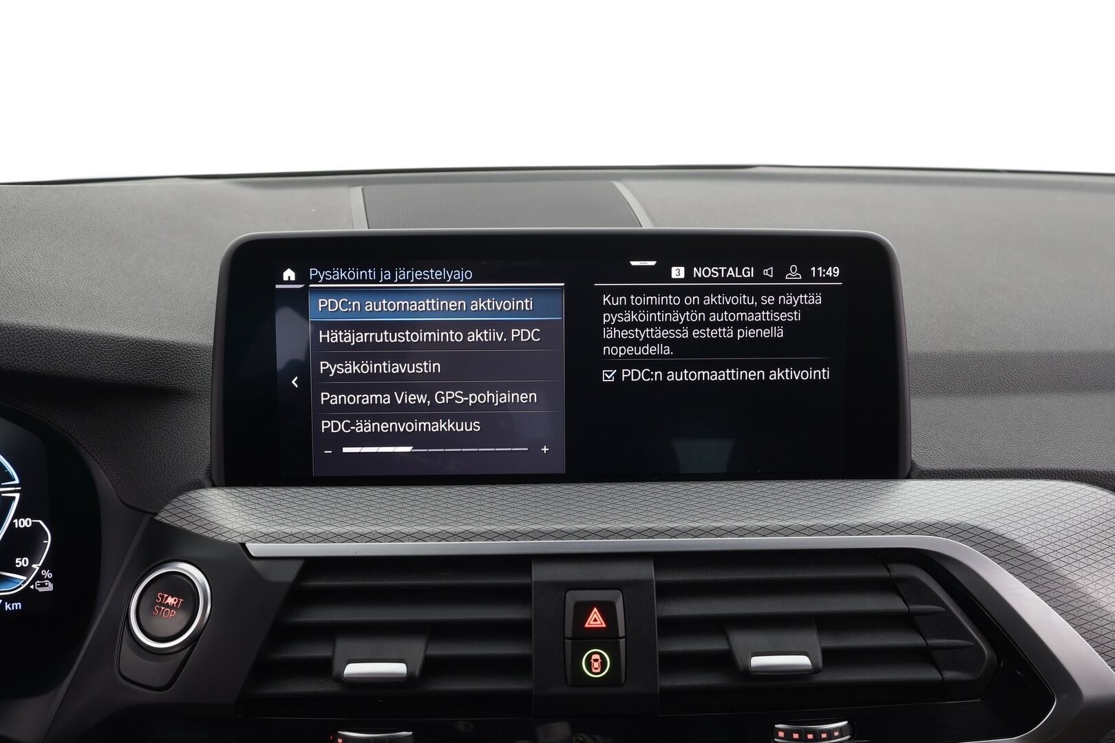 BMW X3 2020 G01 xDrive 30e A Charged Edition M Sport * H&K / Koukku / LED / 360° / Sporttinahat / Navi / Keyless * - 2x Latauskaapelit / Kahdet renkaat