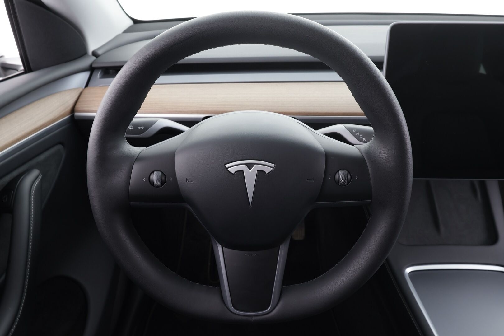 Tesla Model Y 2023 Long Range * Koukku / ILP / ACC / Lasikatto / Matrix-LED / P.Kamera / Muistipenkki / Premium Audio / Navi / Keyless * - Kahdet renkaat - HULLUT JOULUT KORKOTARJOUS 2,49% 