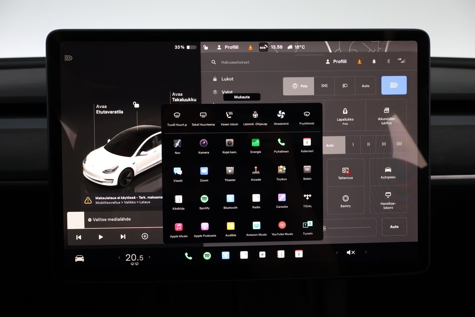 Tesla Model 3 2023 Standard Range Plus - AMD Ryzen / Lämpöpumppu / Lasikatto / Matrix-LED / Adapt.Vakkari / P.Kamera / Juuri saapunut Tampereelle!