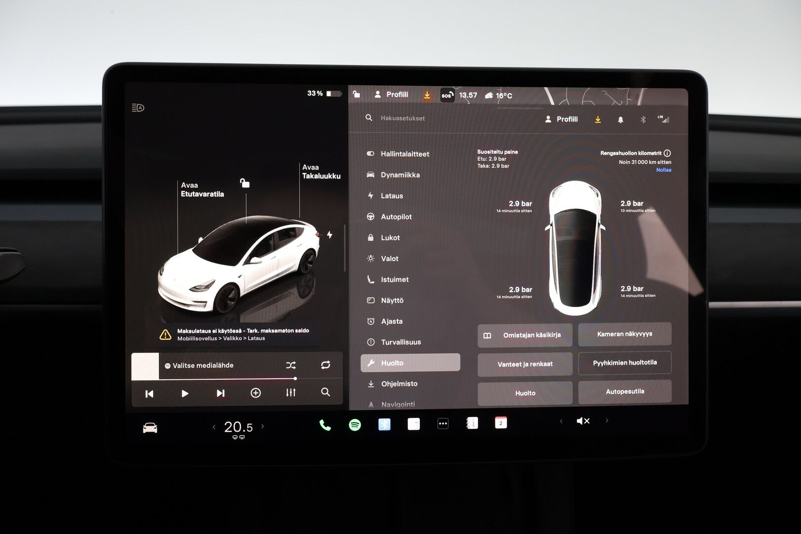 Tesla Model 3 2023 Standard Range Plus - AMD Ryzen / Lämpöpumppu / Lasikatto / Matrix-LED / Adapt.Vakkari / P.Kamera / Juuri saapunut Tampereelle!