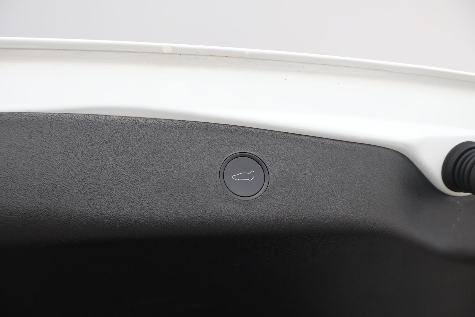 Tesla Model 3 2023 Standard Range Plus - AMD Ryzen / Lämpöpumppu / Lasikatto / Matrix-LED / Adapt.Vakkari / P.Kamera / Juuri saapunut Tampereelle!