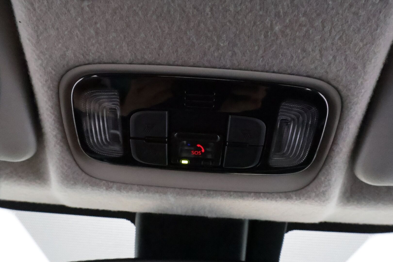 Toyota Yaris 2023 1,5 Hybrid Active Online Edition **Adapt.vakkari / KeylessGo / P.kamera / Navi / Ratinlämmitin / Apple&Android** - 1.Om Suomi-auto / Kahdet renkaat aluvanteilla 