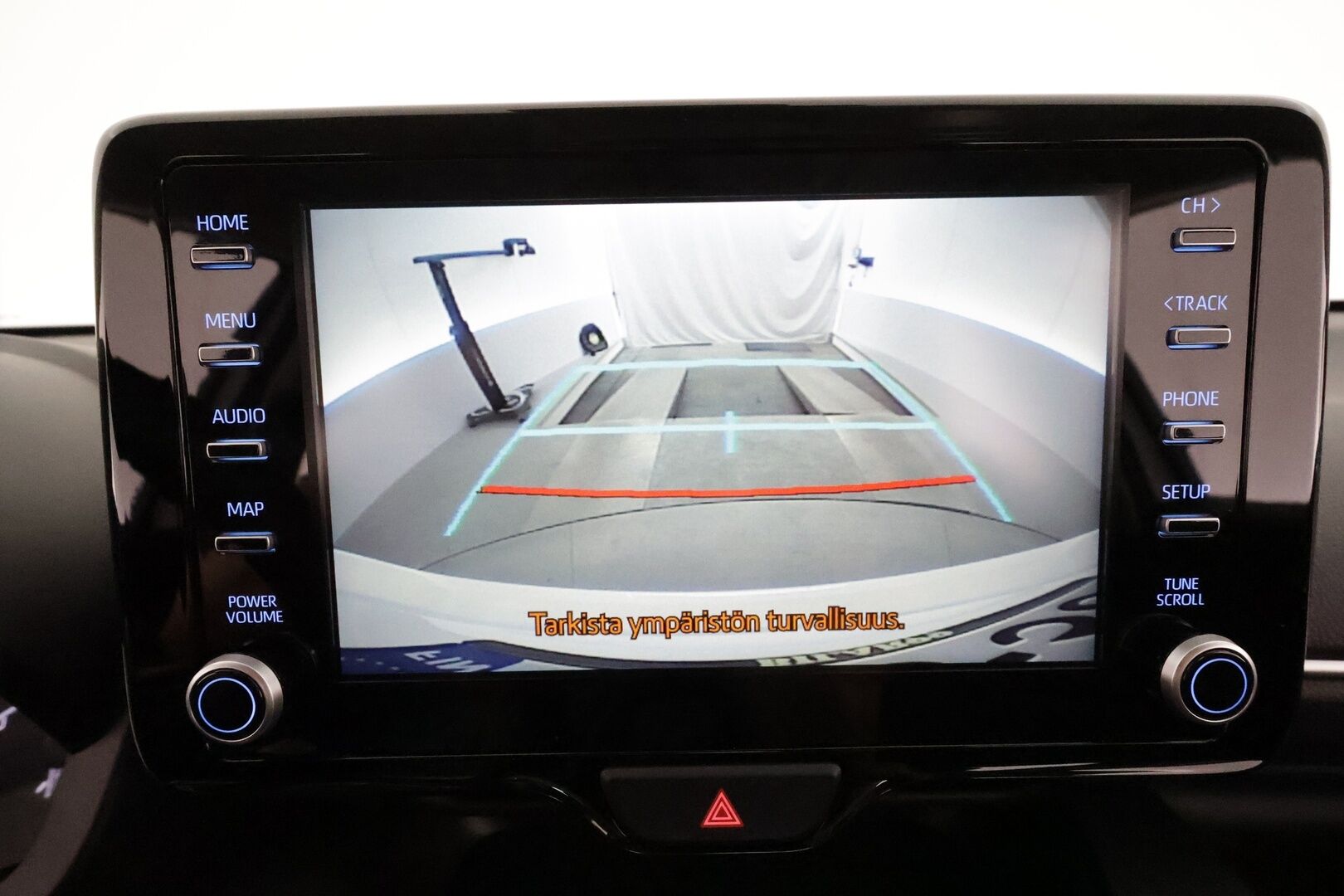 Toyota Yaris 2023 1,5 Hybrid Active Online Edition **Adapt.vakkari / KeylessGo / P.kamera / Navi / Ratinlämmitin / Apple&Android** - 1.Om Suomi-auto / Kahdet renkaat aluvanteilla 