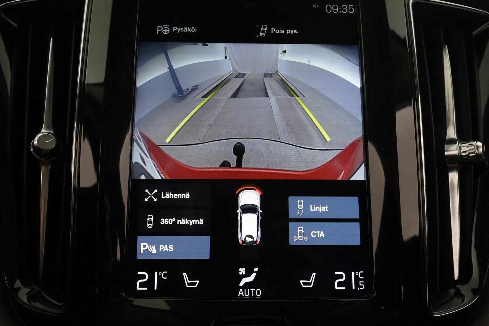 Volvo XC60 2020 T8 TwE AWD Momentum - | ACC | Koukku | Webasto | Full-LED | 360-kamera | Osasähköt | HUD | Panorama | High Performance audio | Merkkihuollettu | Kahdet Renkaat |