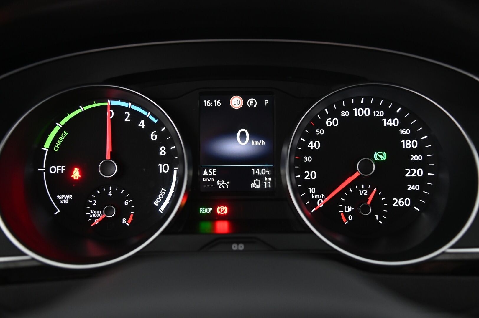 Volkswagen Passat 2021 13 kWh, Variant GTE-Plug-In Hybrid 160kW *Webasto / Acc / P.kamera / Navi / S.Kontti* - 2xRenkaat / Kaukovaloautomatiikka / Koukku