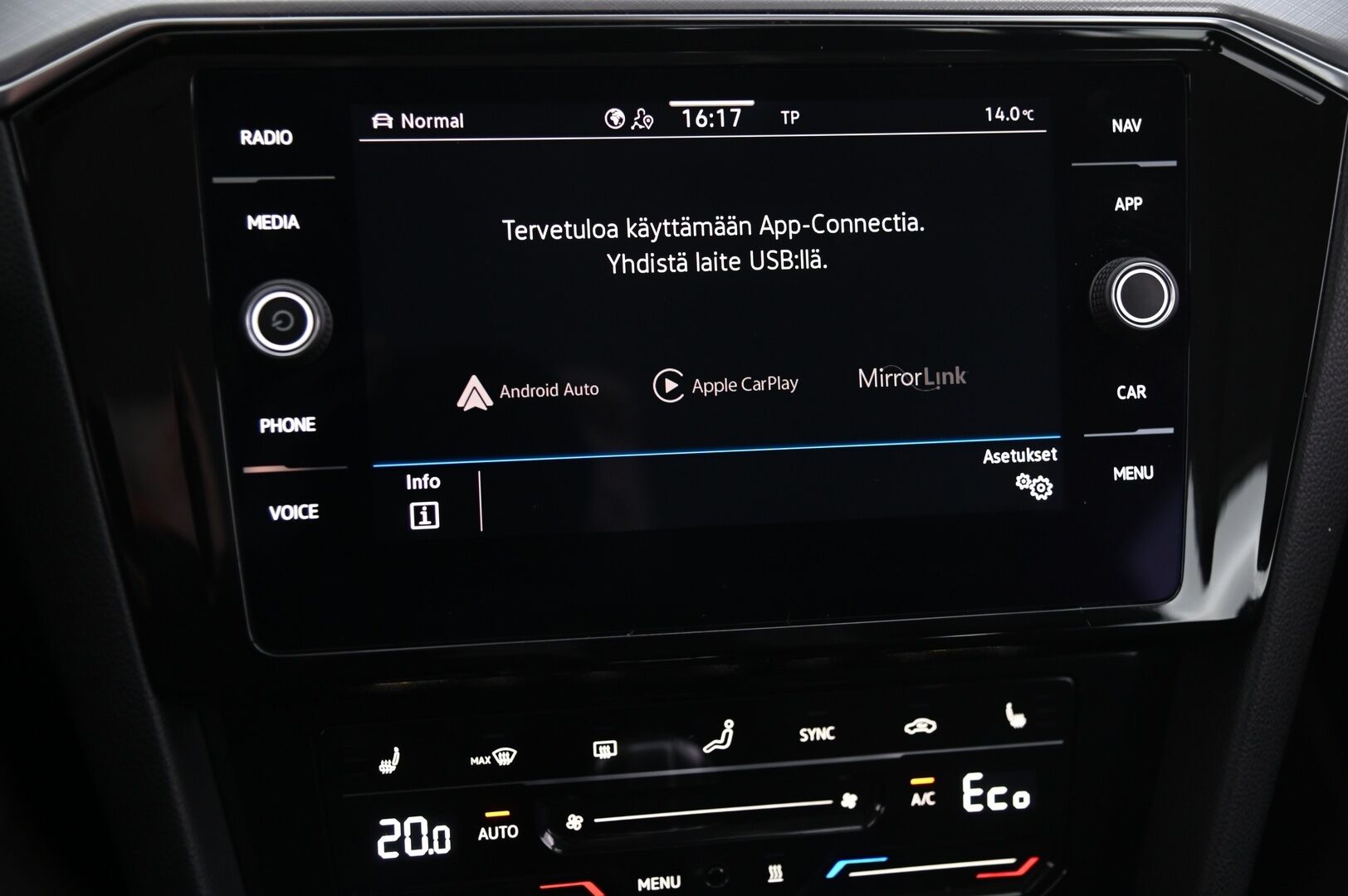 Volkswagen Passat 2021 13 kWh, Variant GTE-Plug-In Hybrid 160kW *Webasto / Acc / P.kamera / Navi / S.Kontti* - 2xRenkaat / Kaukovaloautomatiikka / Koukku