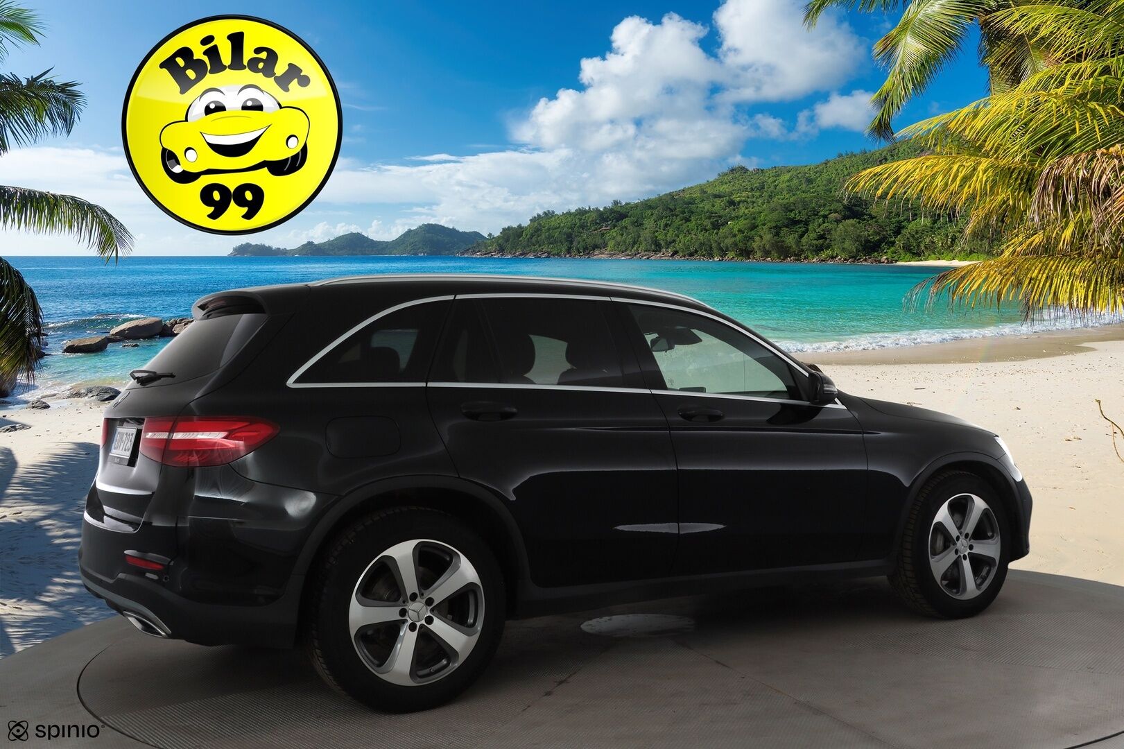 Mercedes-Benz GLC 2018 220 d 4Matic A Premium Business AMG * Vakkari / Panorama / Webasto / Koukku / P.tutkat / Puolisähköt sporttipenkit * - Kahdet renkaat