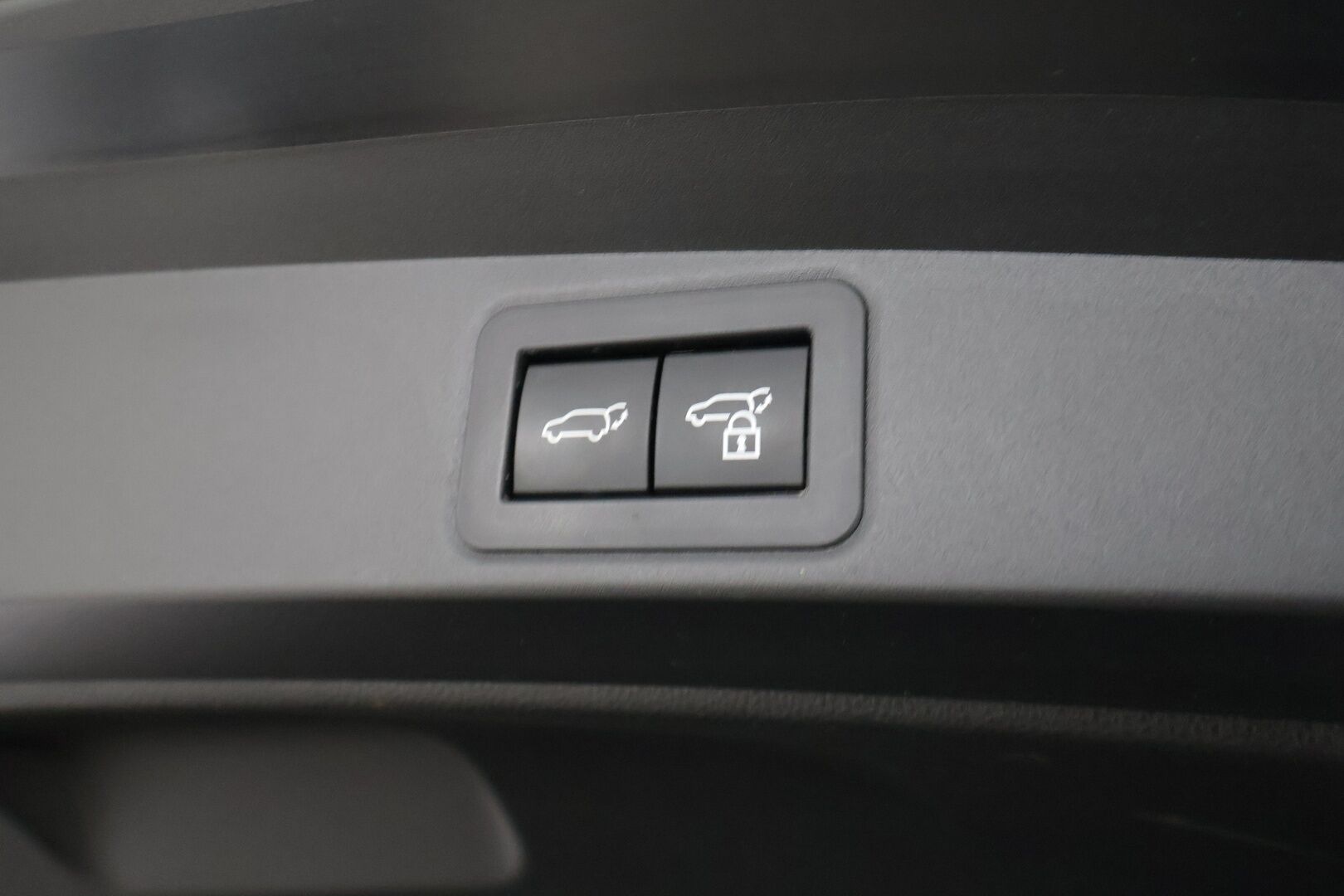 Toyota Corolla 2023 Touring Sports 2,0 Hybrid Style - | ACC | Facelift | Osanahat | LDA | BSM | PDA | P.kamera ja tutkat | Keyless | Lämm. ratti | Digimittaristo | Lohko+sisälämmitin | Merkkihuollettu |