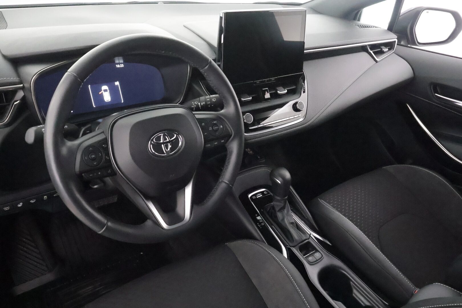 Toyota Corolla 2023 Touring Sports 2,0 Hybrid Style - | ACC | Facelift | Osanahat | LDA | BSM | PDA | P.kamera ja tutkat | Keyless | Lämm. ratti | Digimittaristo | Lohko+sisälämmitin | Merkkihuollettu |