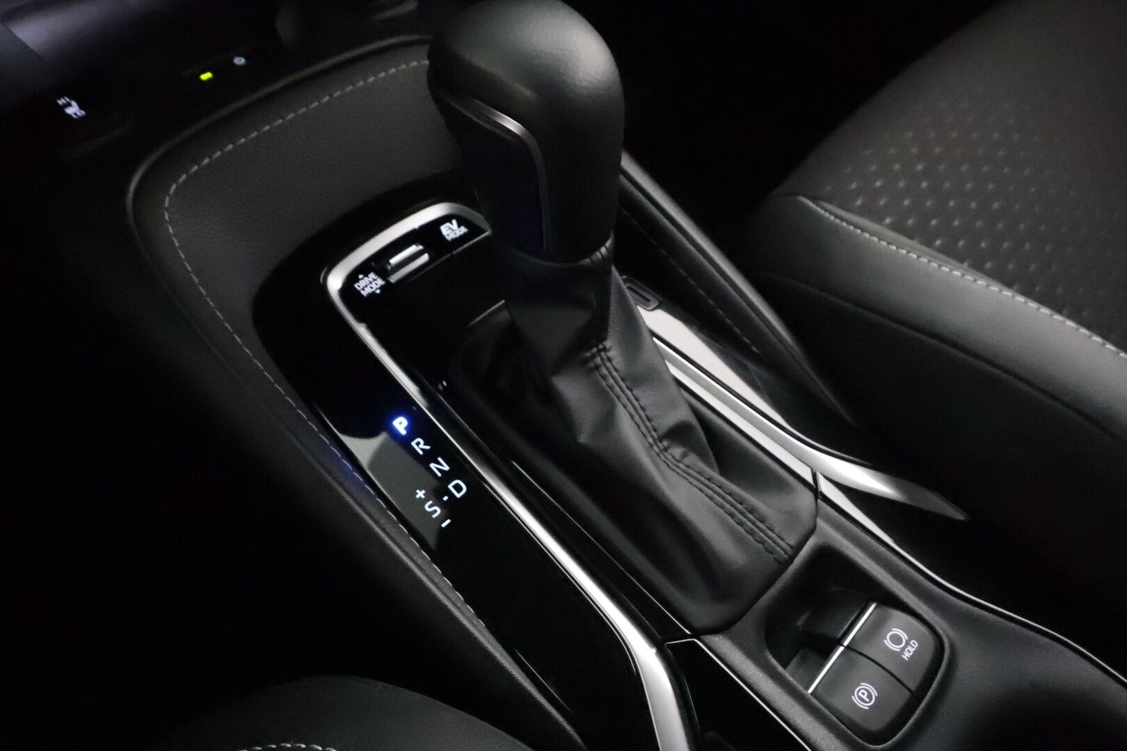 Toyota Corolla 2023 Touring Sports 2,0 Hybrid Style - | ACC | Facelift | Osanahat | LDA | BSM | PDA | P.kamera ja tutkat | Keyless | Lämm. ratti | Digimittaristo | Lohko+sisälämmitin | Merkkihuollettu |
