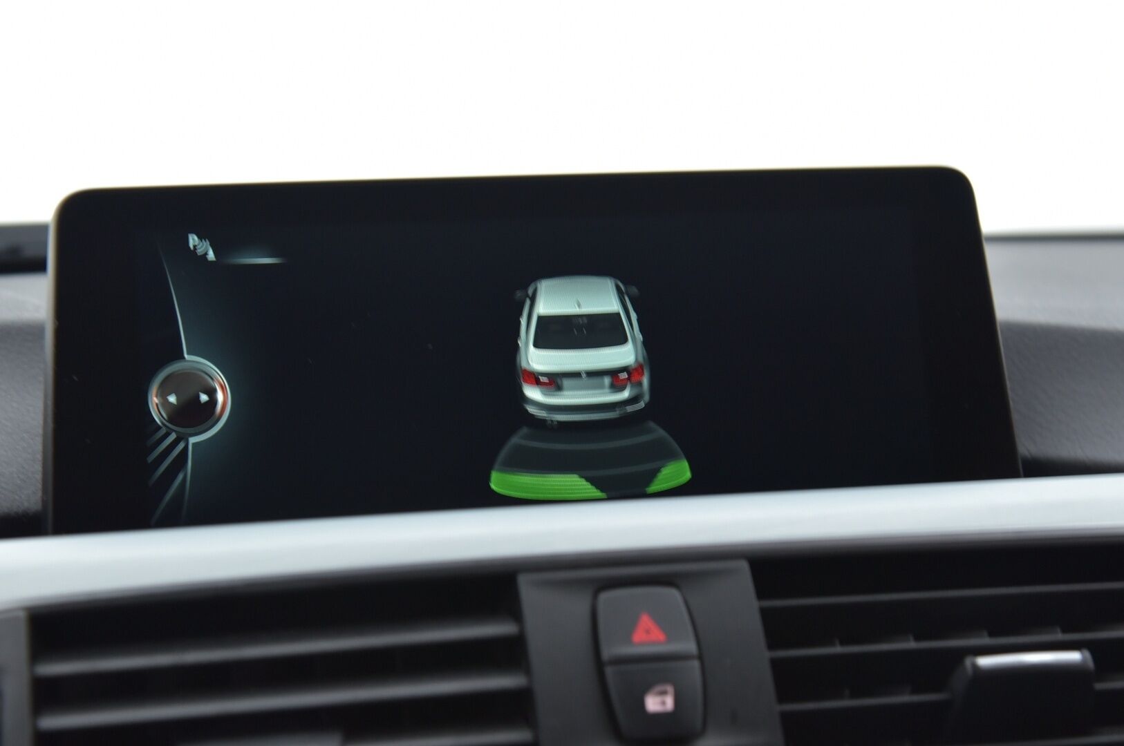 BMW 330 2016 F30 Sedan 330e A M Sport *Adapt. vakkari / Proffa navi / Sport-penkit* - Tulossa Myyntiin !