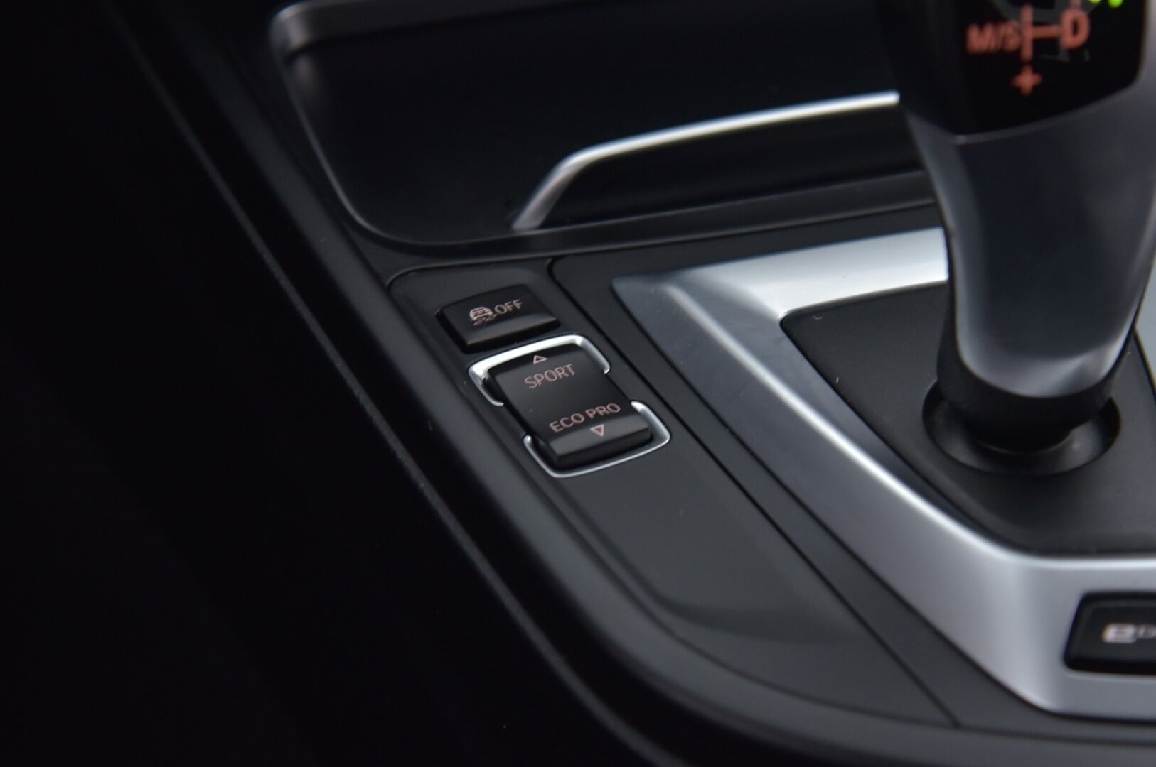 BMW 330 2016 F30 Sedan 330e A M Sport *Adapt. vakkari / Proffa navi / Sport-penkit* - Tulossa Myyntiin !