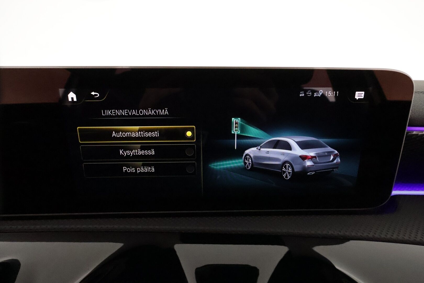 Mercedes-Benz A 2019 250 e A sedan Business Style EQ Power *Distronic + / Multibeam / Sporttinahat Muistilla / 360° / HUD / Navi / Keyless* - Kahdet Renkaat