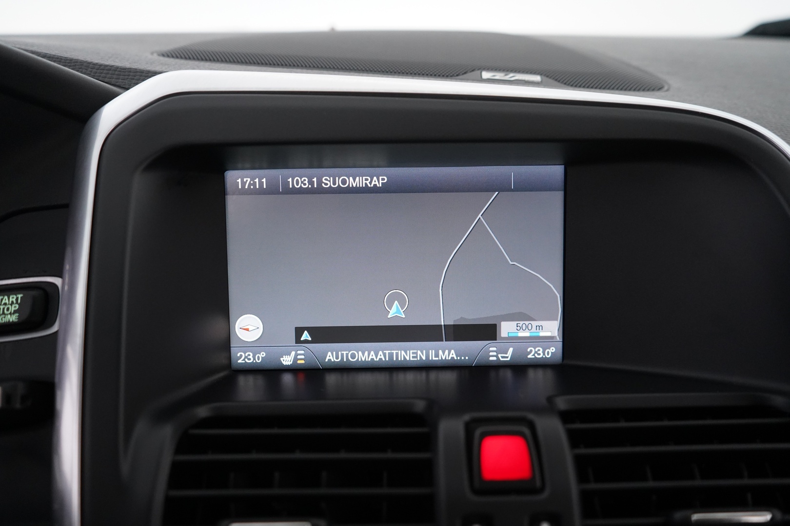 Volvo XC60 2012 D5 AWD R-Design aut *Weba / Polestar / Nahat / S.kontti / KeyLessGo* YritysOutlet - Myydään vain yrityksille - – Tämä auto myydään YritysOutlet -valikoimasta vain yritykselle