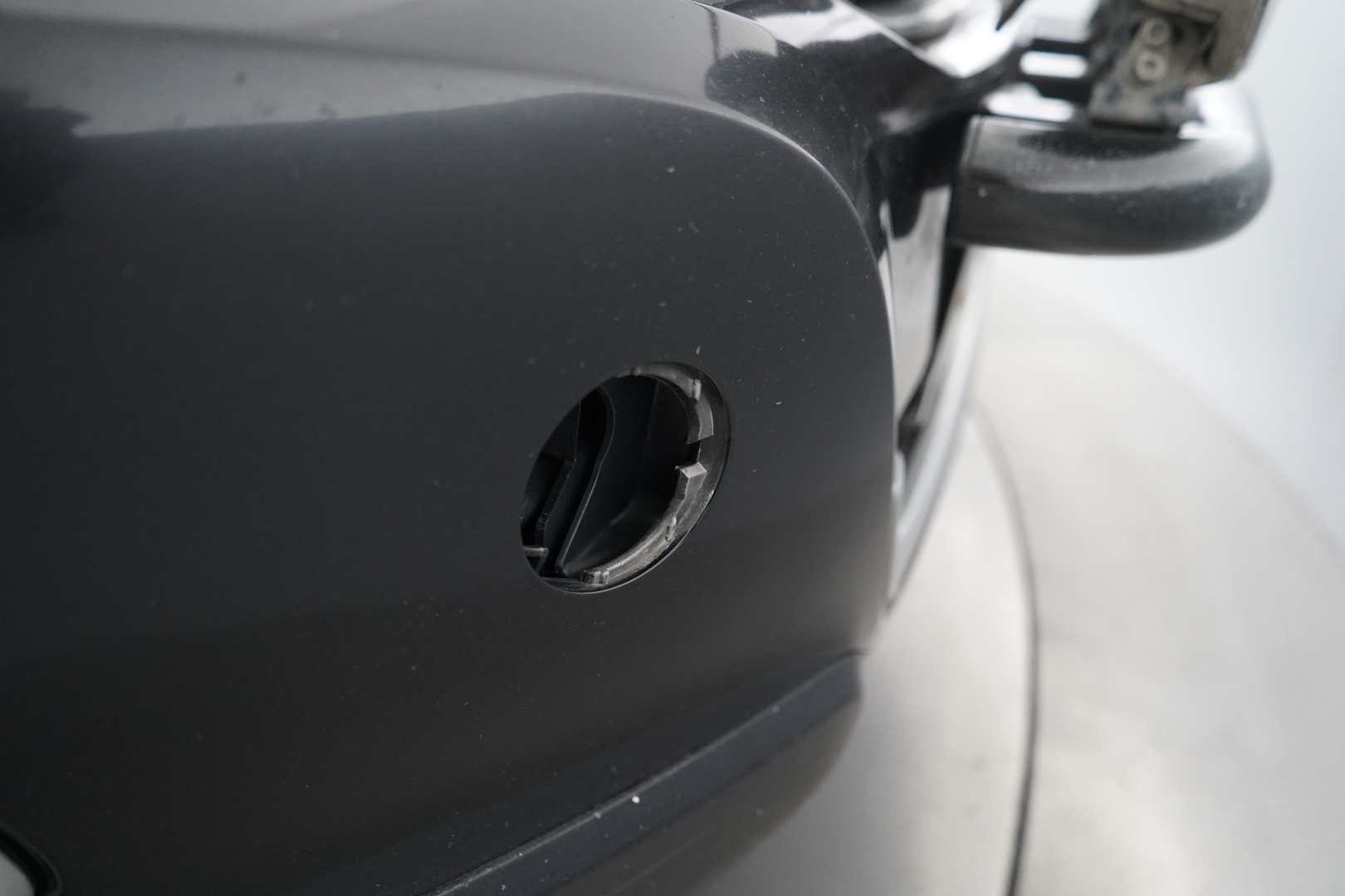 Volvo XC60 2012 D5 AWD R-Design aut *Weba / Polestar / Nahat / S.kontti / KeyLessGo* YritysOutlet - Myydään vain yrityksille - – Tämä auto myydään YritysOutlet -valikoimasta vain yritykselle