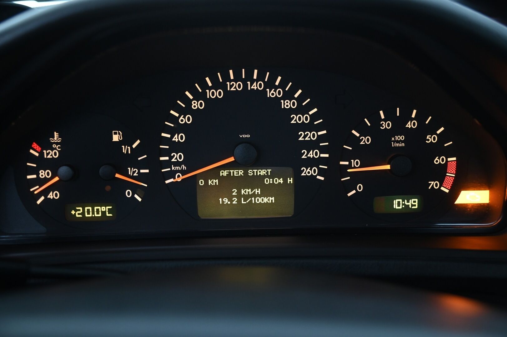 Mercedes-Benz CLK 2001 CLK 200 KOMPRESSOR Coupé (AD) 2ov 1998cm3
