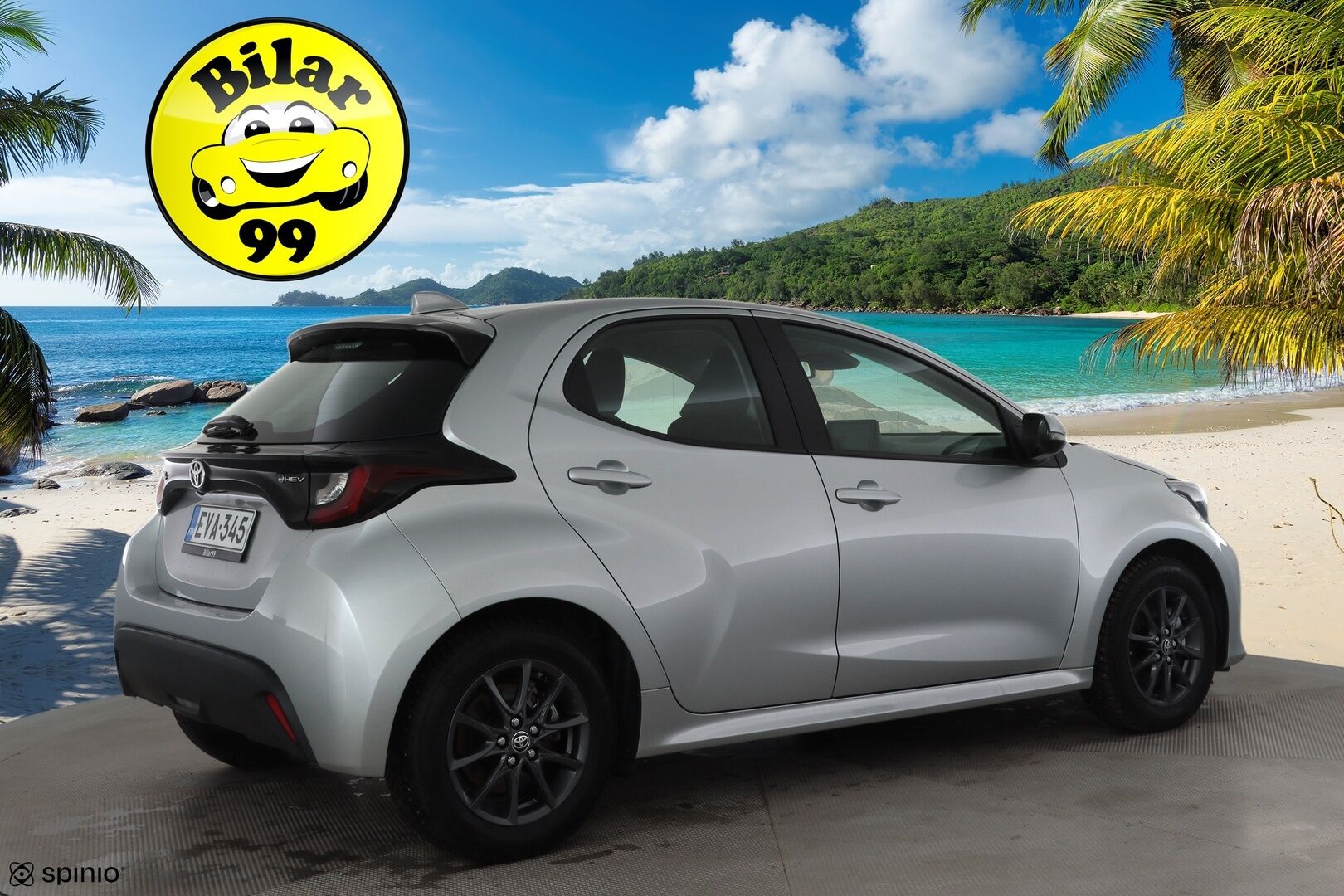 Toyota Yaris 2024 1,5 Hybrid 116 Intense * 1.Om Suomi-auto / ACC / P.kamera / Kaistavahti / Apple&Android * - Kahdet renkaat aluvanteilla / Merkkihuollettu