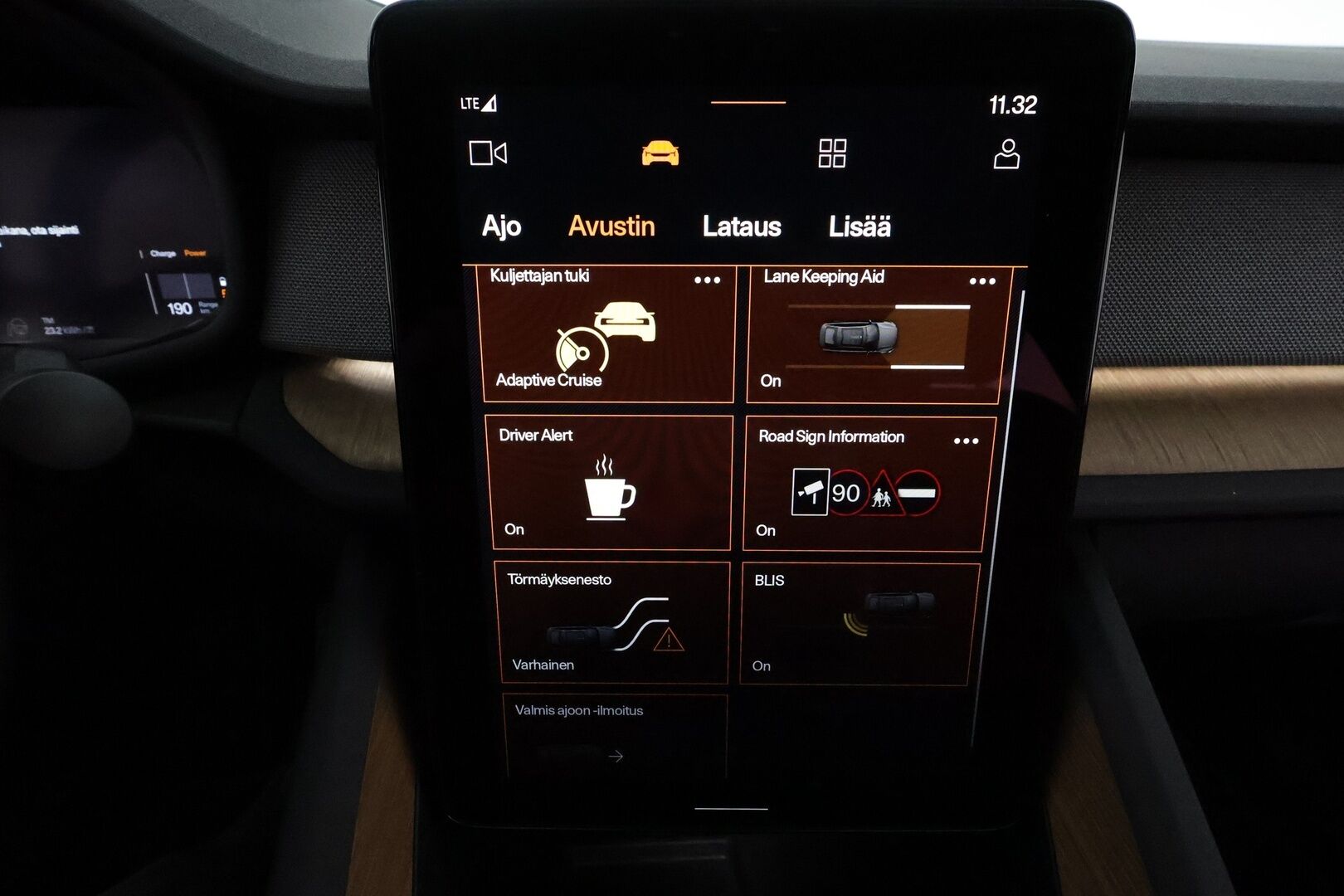 Polestar 2 2021 Launch Edition, 300kW ** Ilmastoidut Nahkapenkit Muistilla / Lasikatto / Lämpöpumppu / Pixel-LED  / Adapt.Vakkari / 360° ** - 3,99 % KORKOTARJOUS TÄHÄN AUTOON - Akku kuntotarkastettu / 2x Latauskaapelit / HUIPPU VARUSTEET!