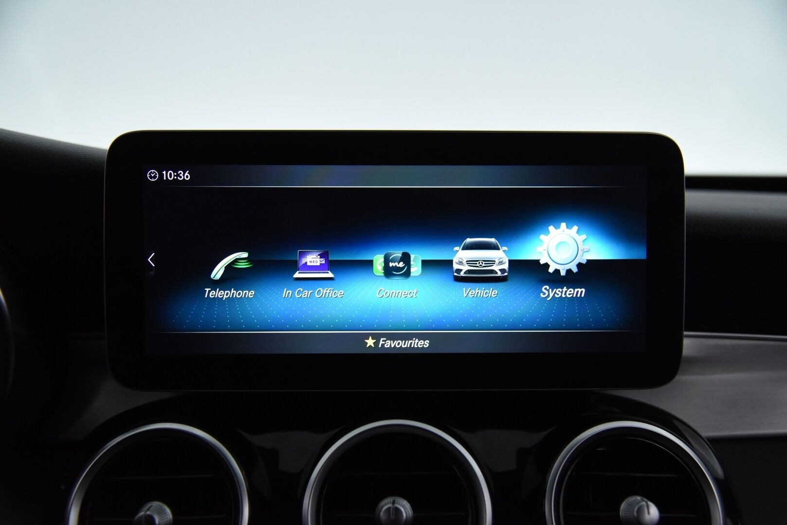 MERCEDES-BENZ C 2021 300de T AMG * Facelift / NAVI / LED-ajovalot / Apple&Android / Sport-penkit / Vakkari * - AMG Sisä- ja ulkopaketilla - HULLUT AVAJAISHULINAT KORKOTARJOUS 3,29 %