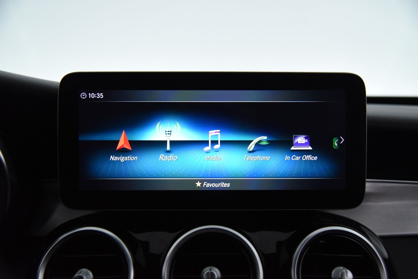 MERCEDES-BENZ C 2021 300de T AMG * Facelift / NAVI / LED-ajovalot / Apple&Android / Sport-penkit / Vakkari * - AMG Sisä- ja ulkopaketilla - HULLUT AVAJAISHULINAT KORKOTARJOUS 3,29 %