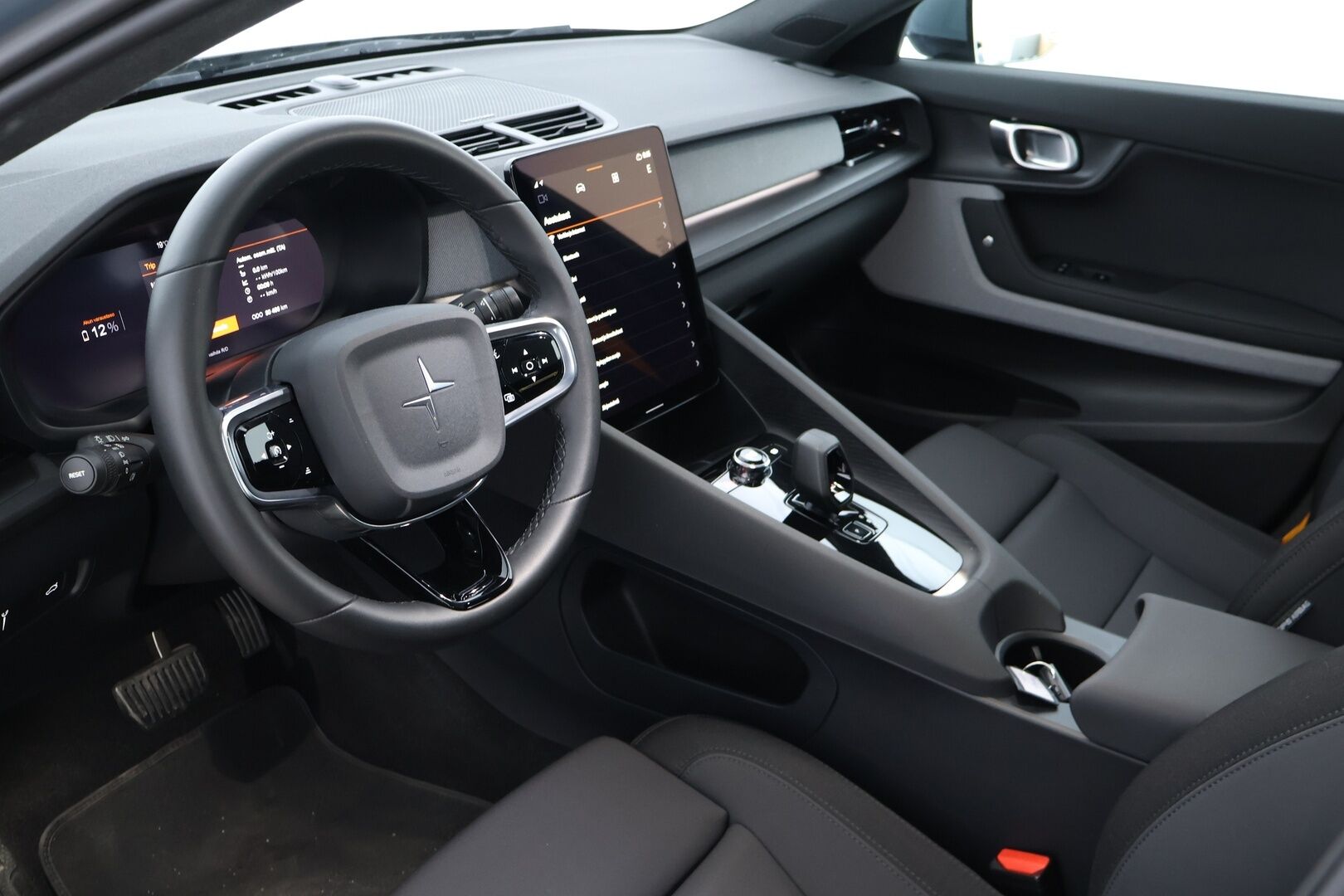 POLESTAR 2 2022 Long Range Dual Motor Performance, 300kW, 78kWh - | H&K | ACC | Lasikatto | Pilot assist | Vetokoukku | Muistipenkit