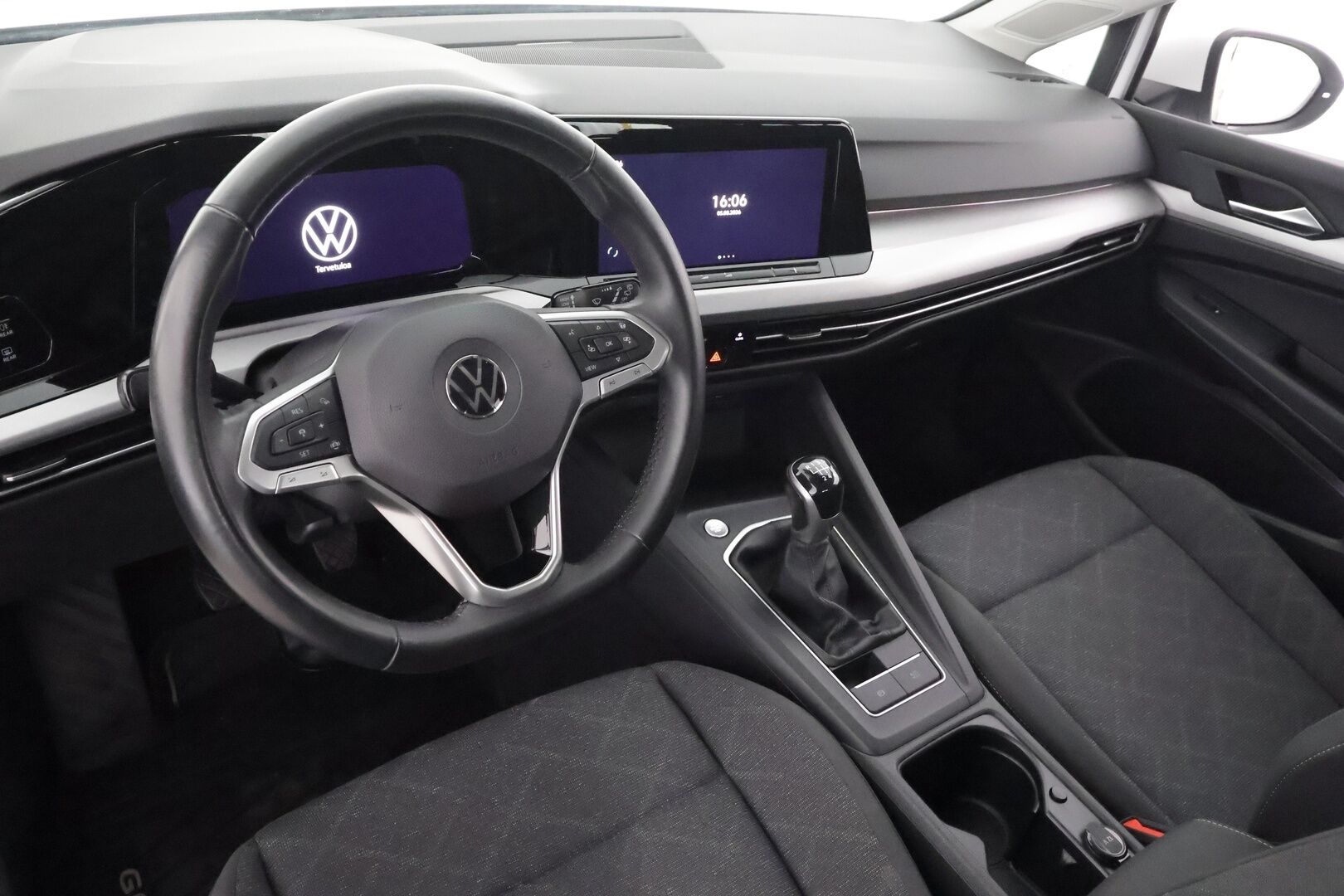 VOLKSWAGEN GOLF 2020 Comfort 1.5 TSI 110kW - | Webasto | ACC | LED | P.Tutkat | Digimittaristo | Kaistavahti | Navi | Merkkihuollot |  