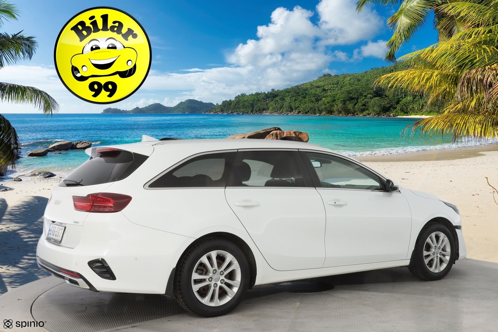 KIA CEED 2022 1,6 GDI Plug-In Hybrid Business Premium SW DCT * ACC / Kamera / Ilmastoidut nahat / Koukku / Lasikattoluukku / LED * - KATSO MIHIN POIKKEUSHINTAAN! / Kahdet renkaat aluvanteilla / Merkkihuollettu / Kattavasti varusteltu! - HULLUT AVAJAISHULINAT KORKOTARJOUS 3,29 %