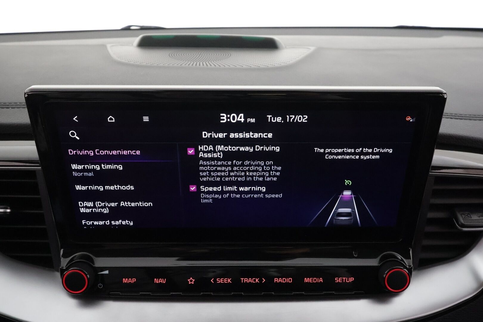 KIA CEED 2022 1,6 GDI Plug-In Hybrid Business Premium SW DCT * ACC / Kamera / Ilmastoidut nahat / Koukku / Lasikattoluukku / LED * - Kahdet renkaat aluvanteilla / Merkkihuollettu / Kattavasti varusteltu! - HULLUT AVAJAISHULINAT KORKOTARJOUS 3,29 %