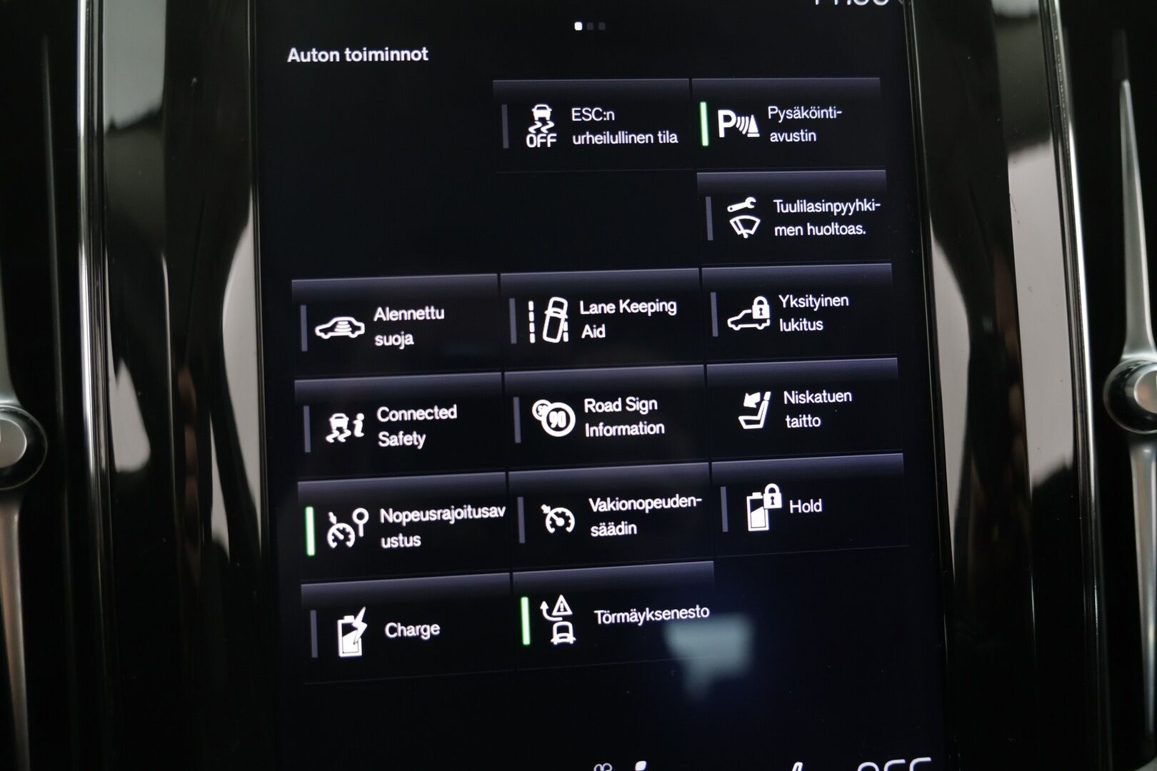 Volvo XC60 2020 T8 Recharge AWD Momentum Advanced Edition Aut. / Adapt.Vakkari / Panorama / Webasto / Vetokoukku / KeylessGo / Sähköluukku - Kattavasti varusteltu / Hyvin pidetty / Erinomainen huoltohistoria! - HULLUT AVAJAISHULINAT KORKOTARJOUS 3,29 %