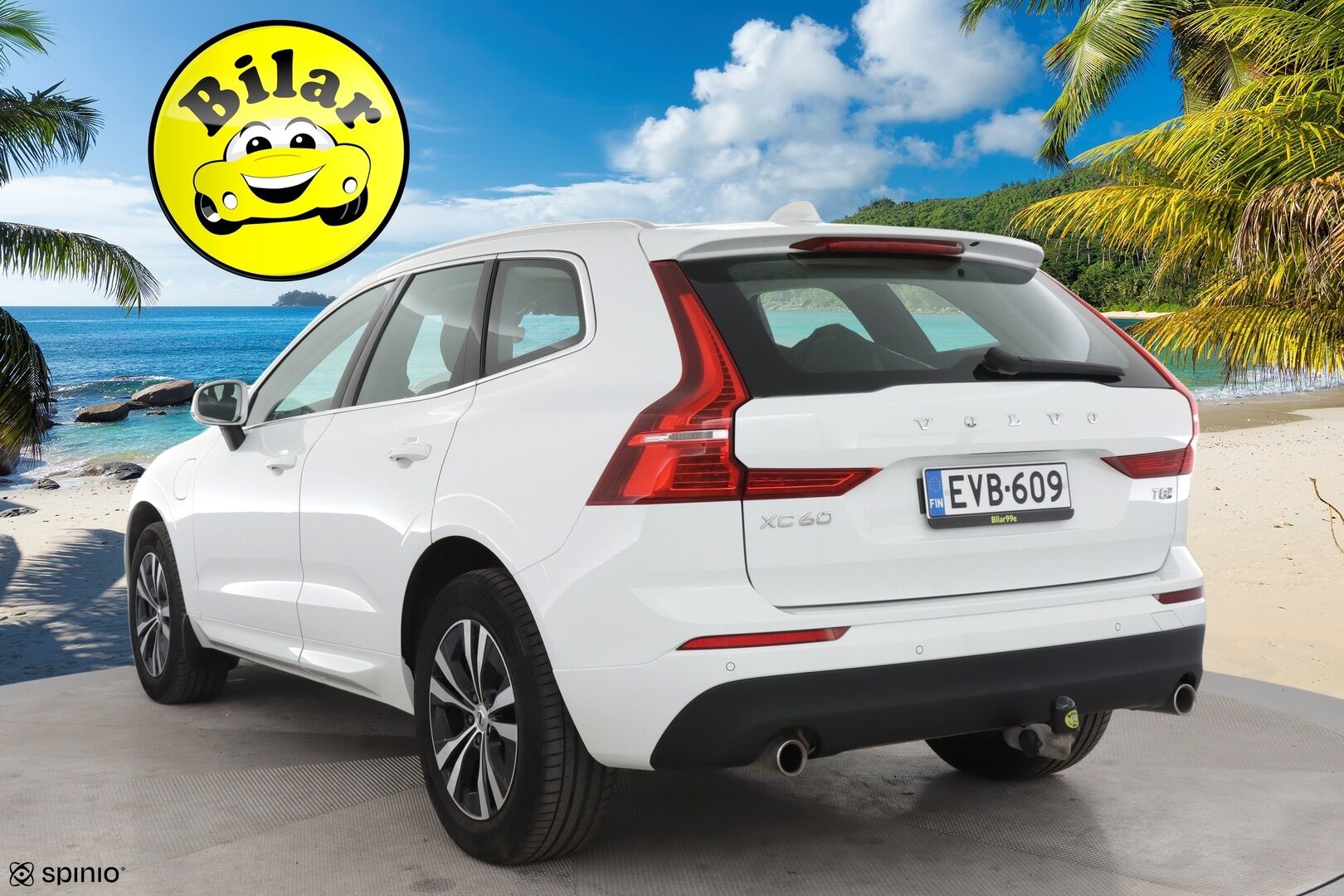 Volvo XC60 2020 T8 Recharge AWD Momentum Advanced Edition Aut. / Adapt.Vakkari / Panorama / Webasto / Vetokoukku / KeylessGo / Sähköluukku - Kattavasti varusteltu / Hyvin pidetty / Erinomainen huoltohistoria!