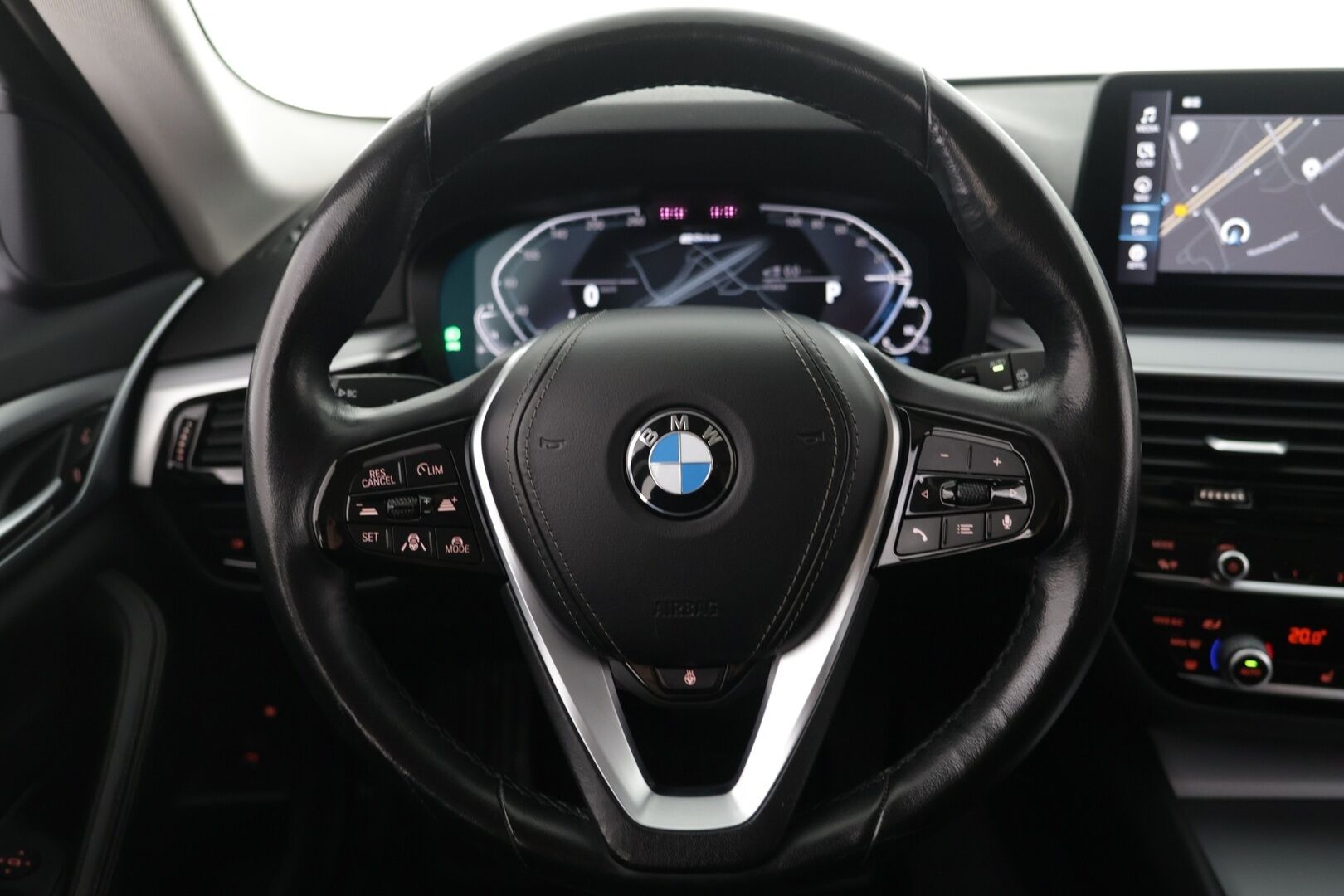 BMW 530 2021 G31 LCI Touring xDrive A Charged Edition * Adapt.Vakkari / Nahkasisusta / Sport istuimet / HiFi / Prof.Navi *