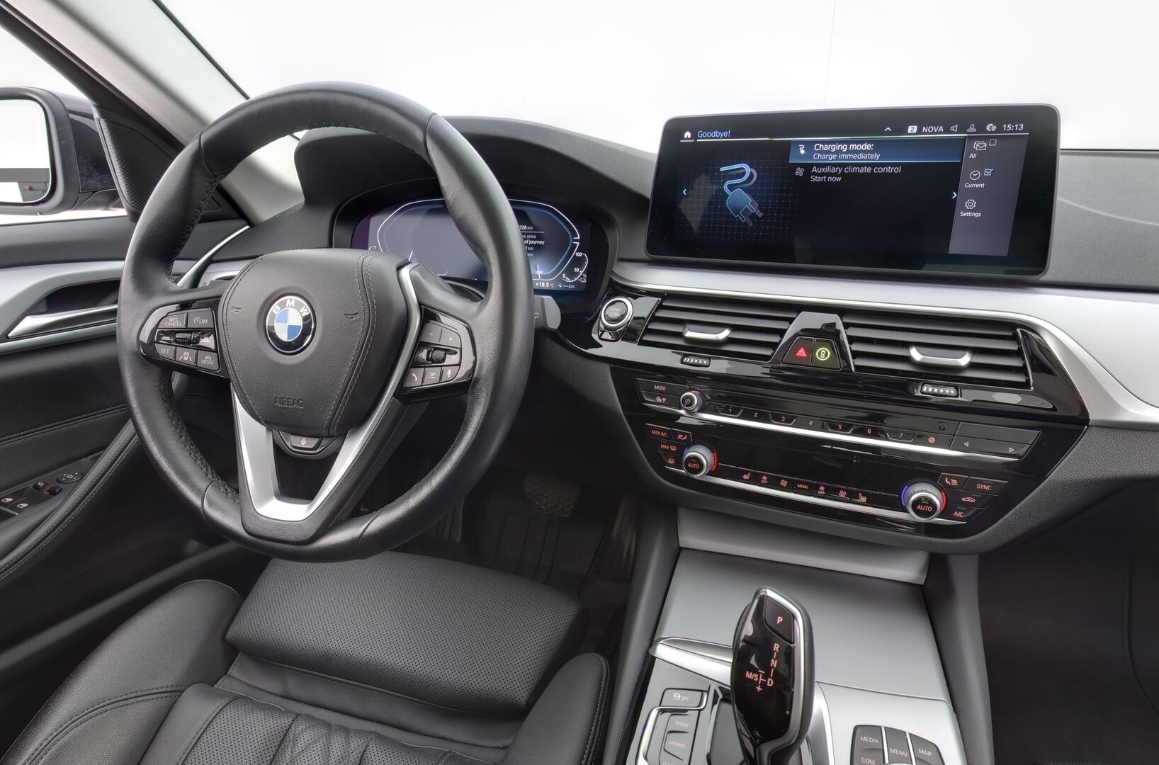 BMW 530 2021 G31 LCI Touring xDrive A Charged Edition * Adapt.Vakkari / Nahkasisusta / Sport istuimet / HiFi / Prof.Navi *