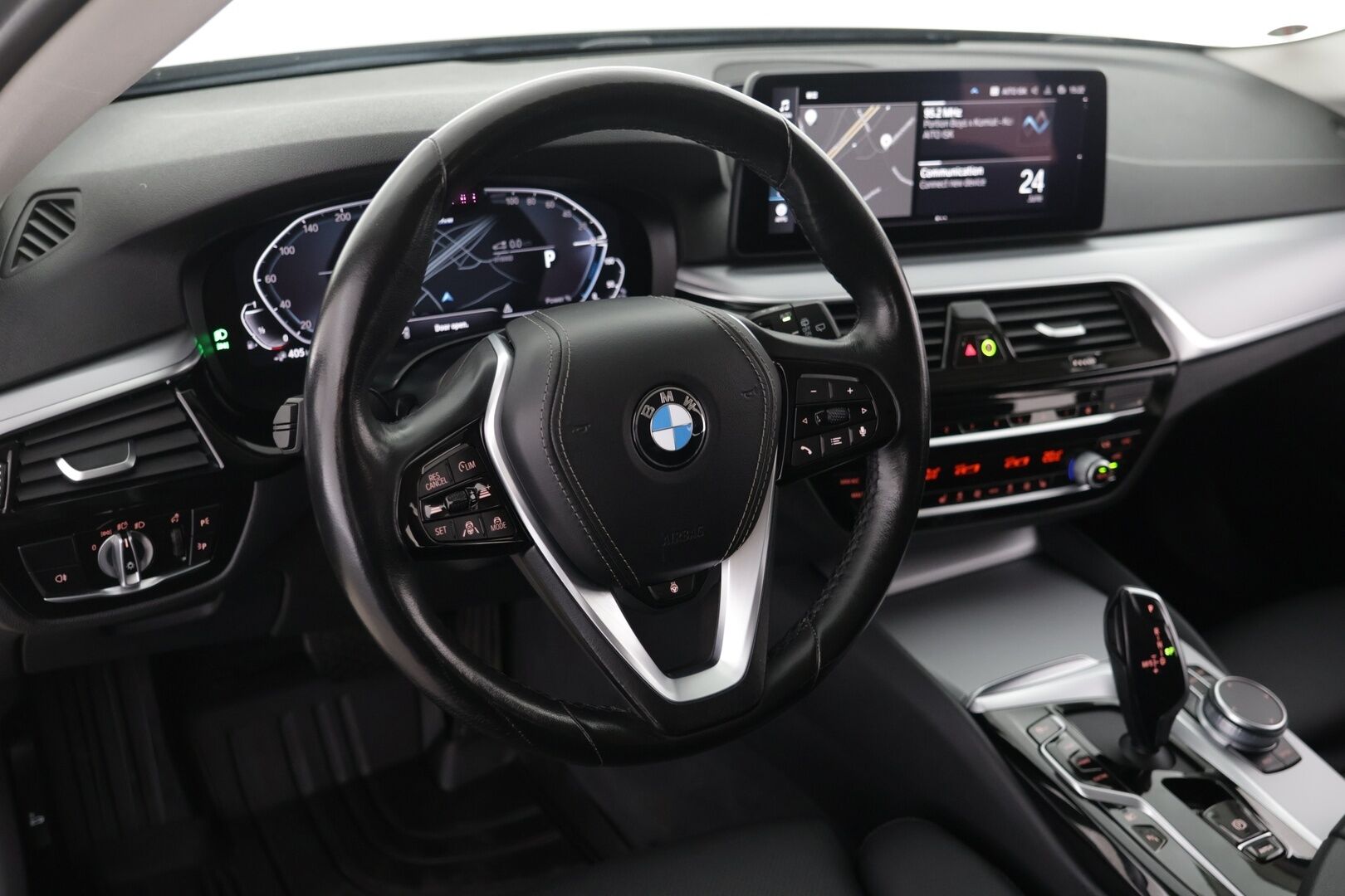 BMW 530 2021 G31 LCI Touring xDrive A Charged Edition * Adapt.Vakkari / Nahkasisusta / Sport istuimet / HiFi / Prof.Navi *