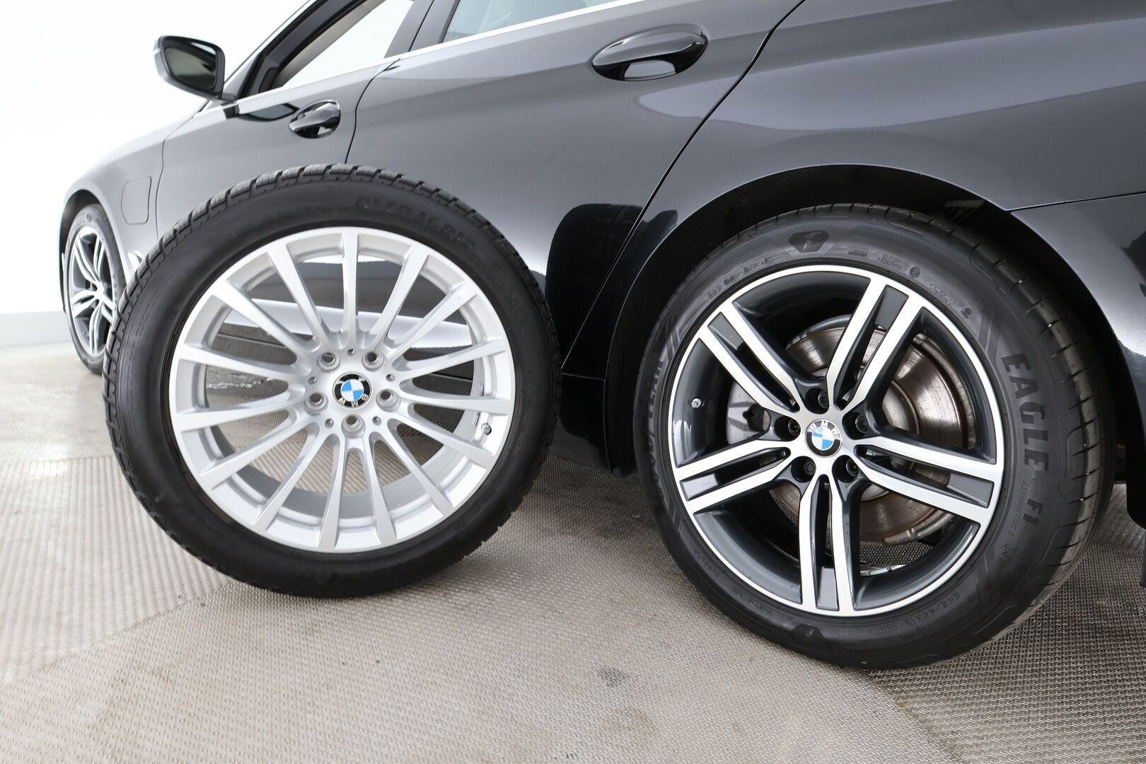 BMW 530 2021 G31 LCI Touring xDrive A Charged Edition * Adapt.Vakkari / Nahkasisusta / Sport istuimet / HiFi / Prof.Navi *