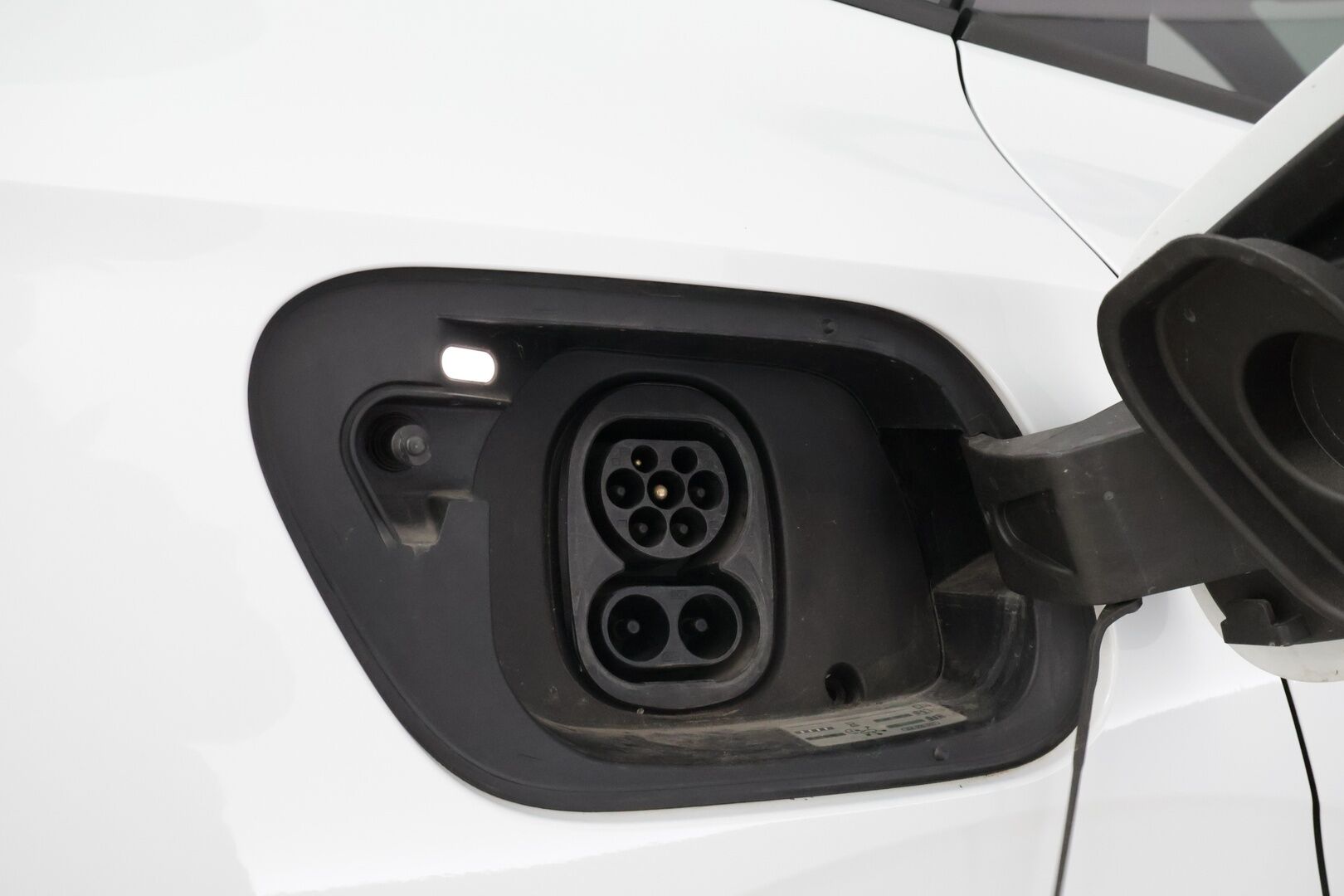 Volkswagen ID.4 2021 Pro Performance 1ST 150 KW  * Adapt.Vakkari Peruutuskamera / Nahka-Alcantara / LED / Navi / Lisälämmitin / Siisti yksilö! - Akku Kuntotarkastettu / 2x Renkaat / Juuri Saapunut!