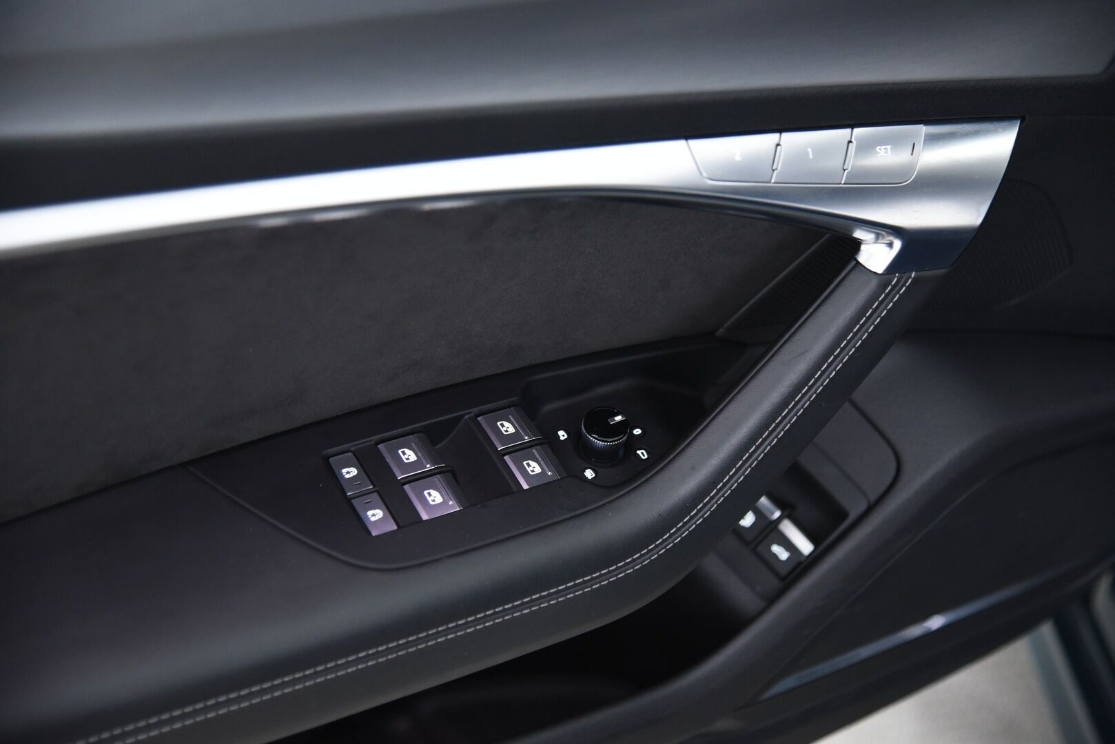 Audi A7 2020 Business Sport 55 TFSI e quattro S tronic S-Line / HD Matrix Laser / B&O / HUD / Adapt.vak / Timanttinahat - Muistipenkki / Imuovet / P-kamera / Panorama / Koukku