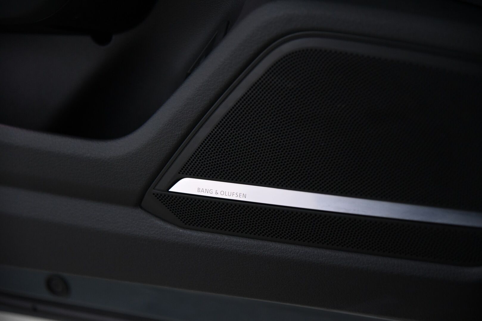 Audi A7 2020 Business Sport 55 TFSI e quattro S tronic S-Line * Koukku / HD Matrix Laser / B&O / HUD / Adapt.vak / Timanttinahat * - Muistipenkki / Imuovet / P-kamera / Panorama / Hienot varusteet - HULLU BLACKWEEK KORKOTARJOUS 2,49%