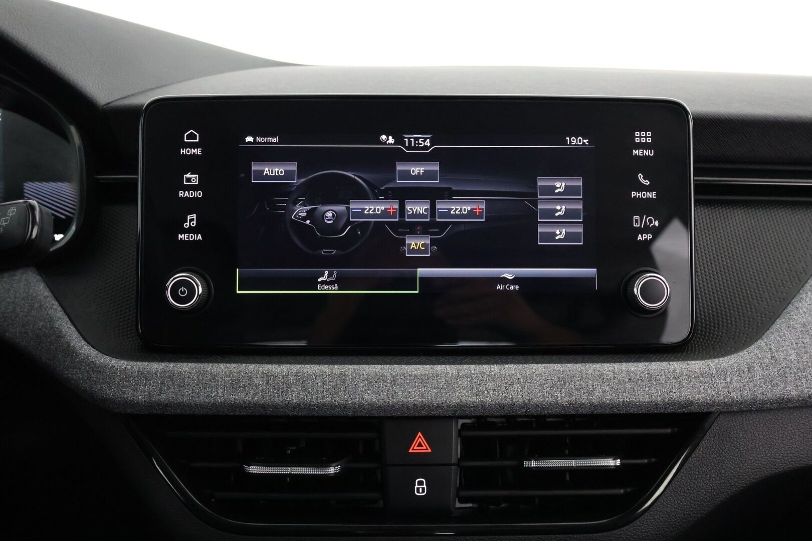 Skoda Kamiq 2024 1.0 TSI 116 Selection DSG Autom. - 1.Omist - Suomi-Auto | Vakkari | P-kamera | LED | Keyless | Lämpöratti | Merkkihuollettu