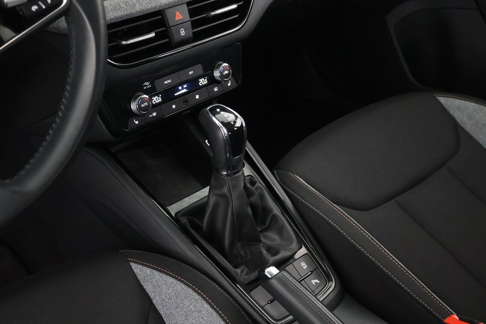 Skoda Kamiq 2024 1.0 TSI 116 Selection DSG Autom. - 1.Omist - Suomi-Auto | Vakkari | P-kamera | LED | Keyless | Lämpöratti | Merkkihuollettu