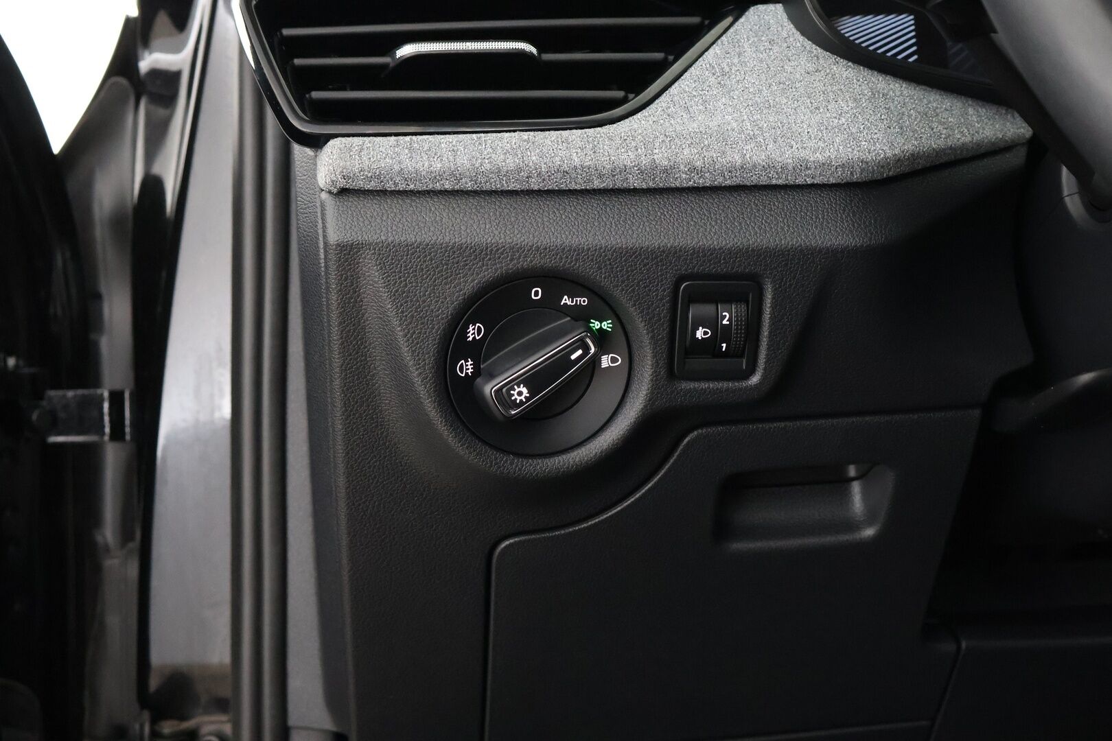 Skoda Kamiq 2024 1.0 TSI 116 Selection DSG Autom. - 1.Omist - Suomi-Auto | Vakkari | P-kamera | LED | Keyless | Lämpöratti | Merkkihuollettu