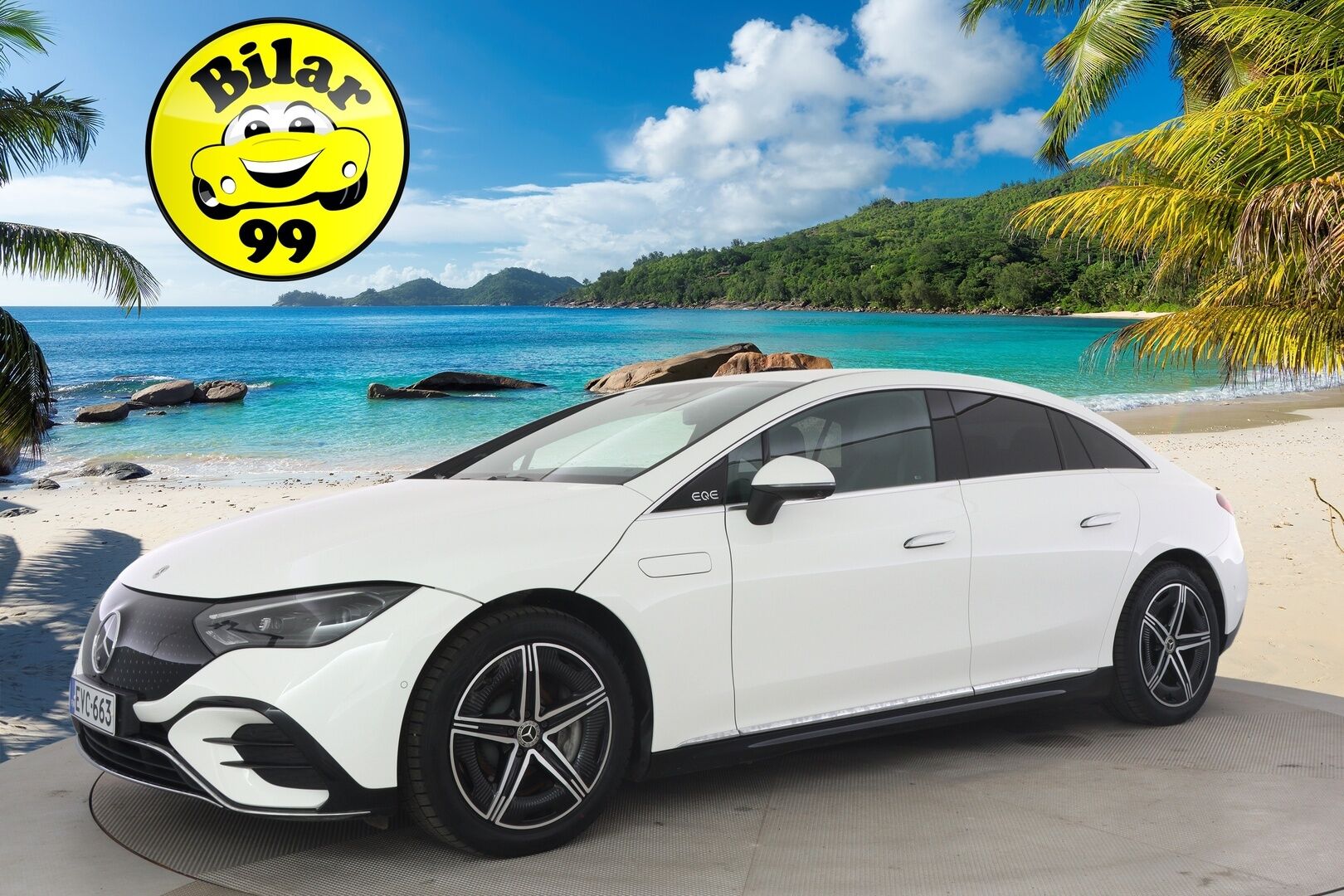 MERCEDES-BENZ EQE 2022 350+ AMG Line - 2,99 % KORKOTARJOUS TÄHÄN AUTOON - */ Adapt.Vakkari / Burmester / 360° Kamera / Muistipaketti / Digital-LED / Koukku / Juuri saapunut /*