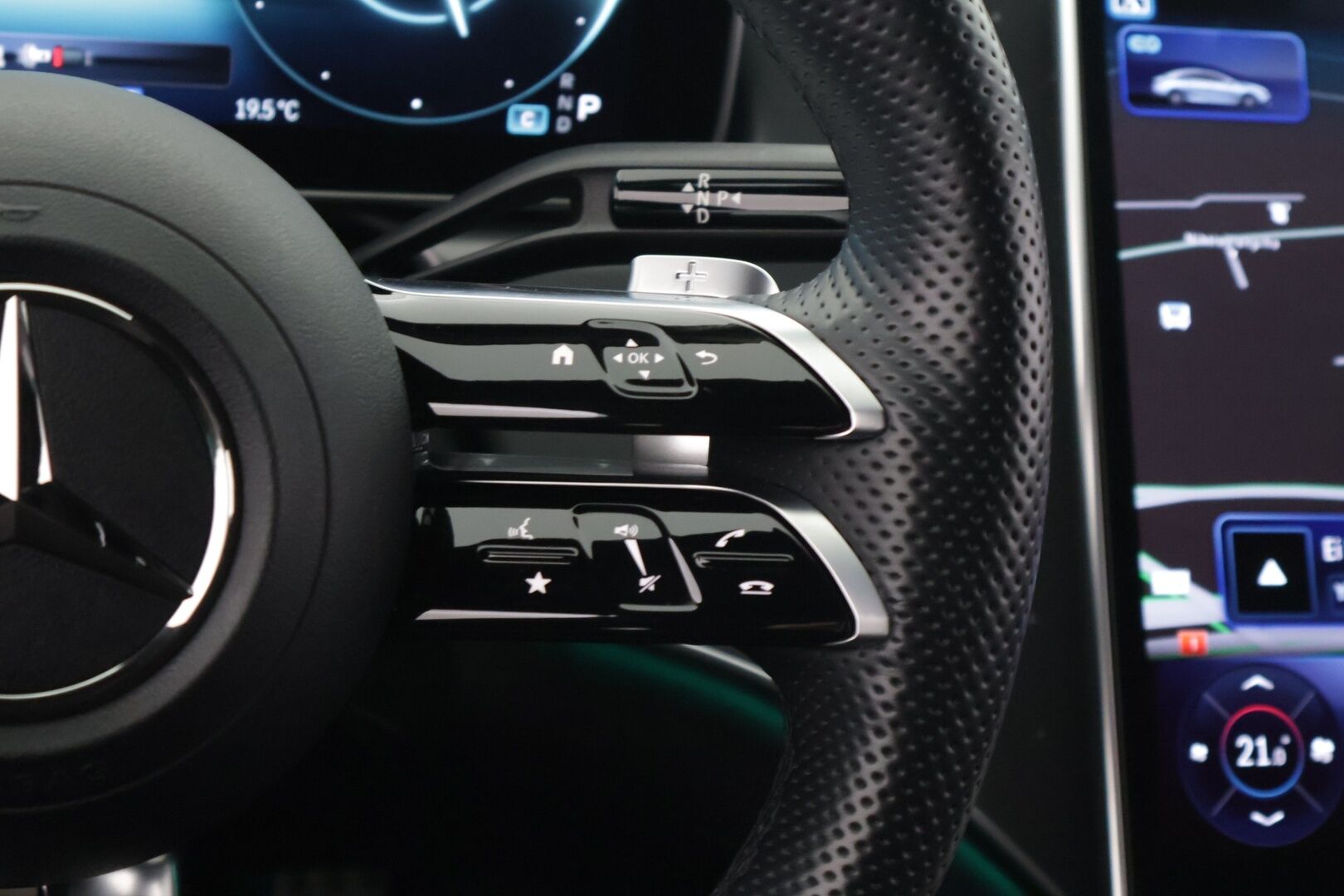 MERCEDES-BENZ EQE 2022 350+ AMG Line - 2,99 % KORKOTARJOUS TÄHÄN AUTOON - */ Adapt.Vakkari / Burmester / 360° Kamera / Muistipaketti / Digital-LED / Koukku / Juuri saapunut /*