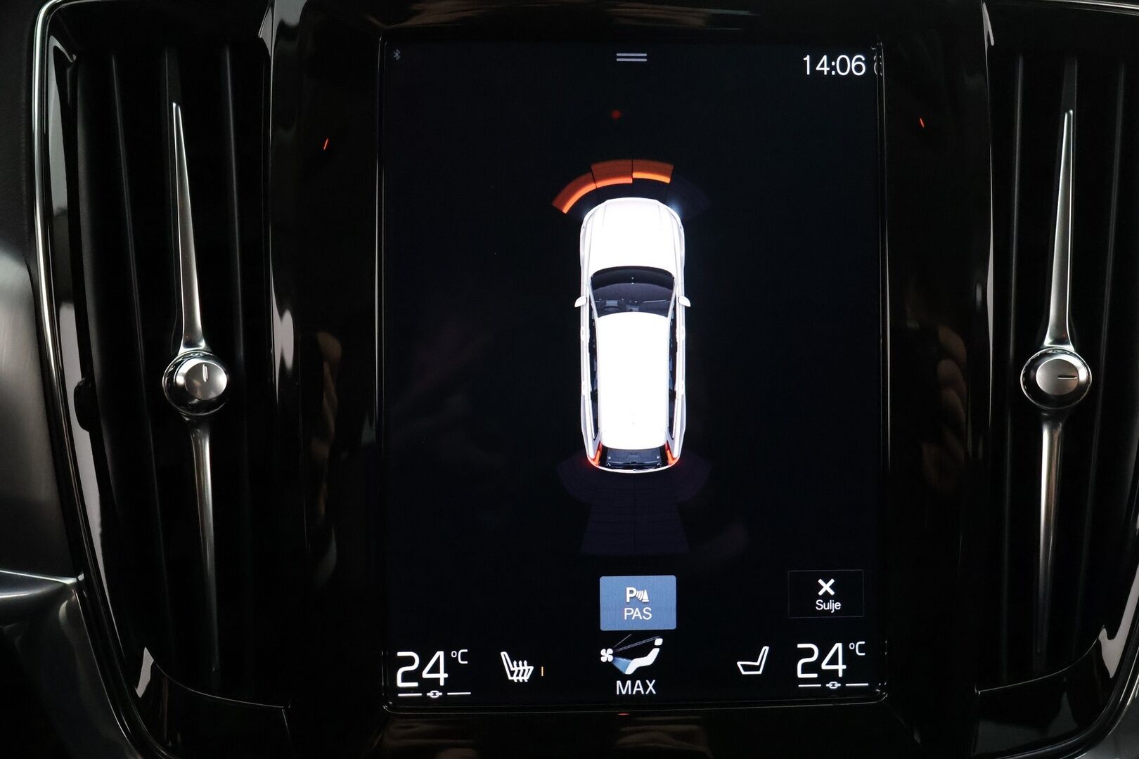 Volvo V90 2020 T8 TwE AWD Momentum aut *Webasto / Pilot Assist / Koukku / Tutkat / Navi / LED-valot / Puolinahkasisusta / KeylessGo* - Suomen edullisin T8! / Kahdet renkaat alumiinivantein / Merkkihistoria! / Jakohihna 92tkm / Jarruremontti 6/24