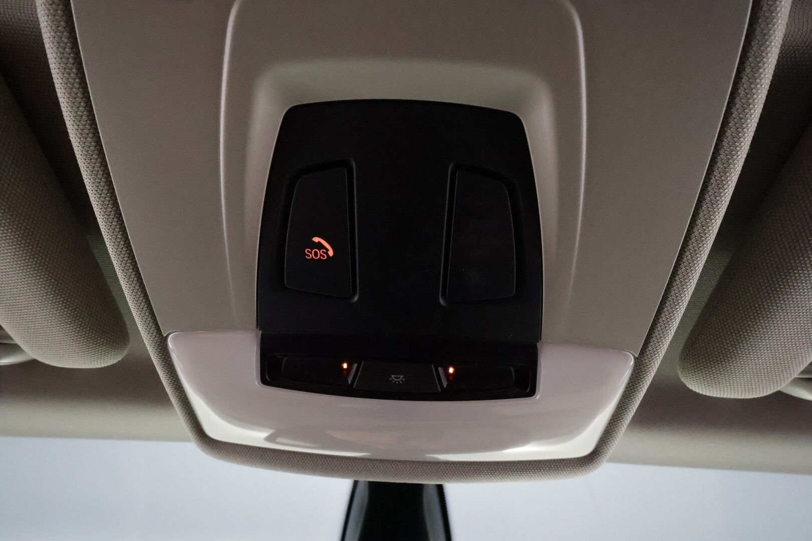 BMW I3S 2019 120Ah **H&K / Adapt. vakkari / ComfortAccess / Prof.Navi / Lämpöpumppu / P.kamera** - Akku kuntotarkistettu / Säännöllisesti huollettu / Kahdet renkaat vanteilla