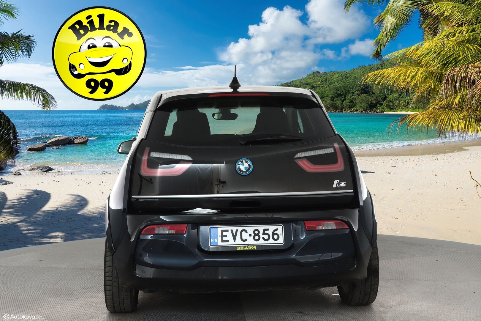BMW I3S 2019 120Ah **H&K / Adapt. vakkari / ComfortAccess / Prof.Navi / Lämpöpumppu / P.kamera** - Akku kuntotarkistettu / Säännöllisesti huollettu / Kahdet renkaat vanteilla